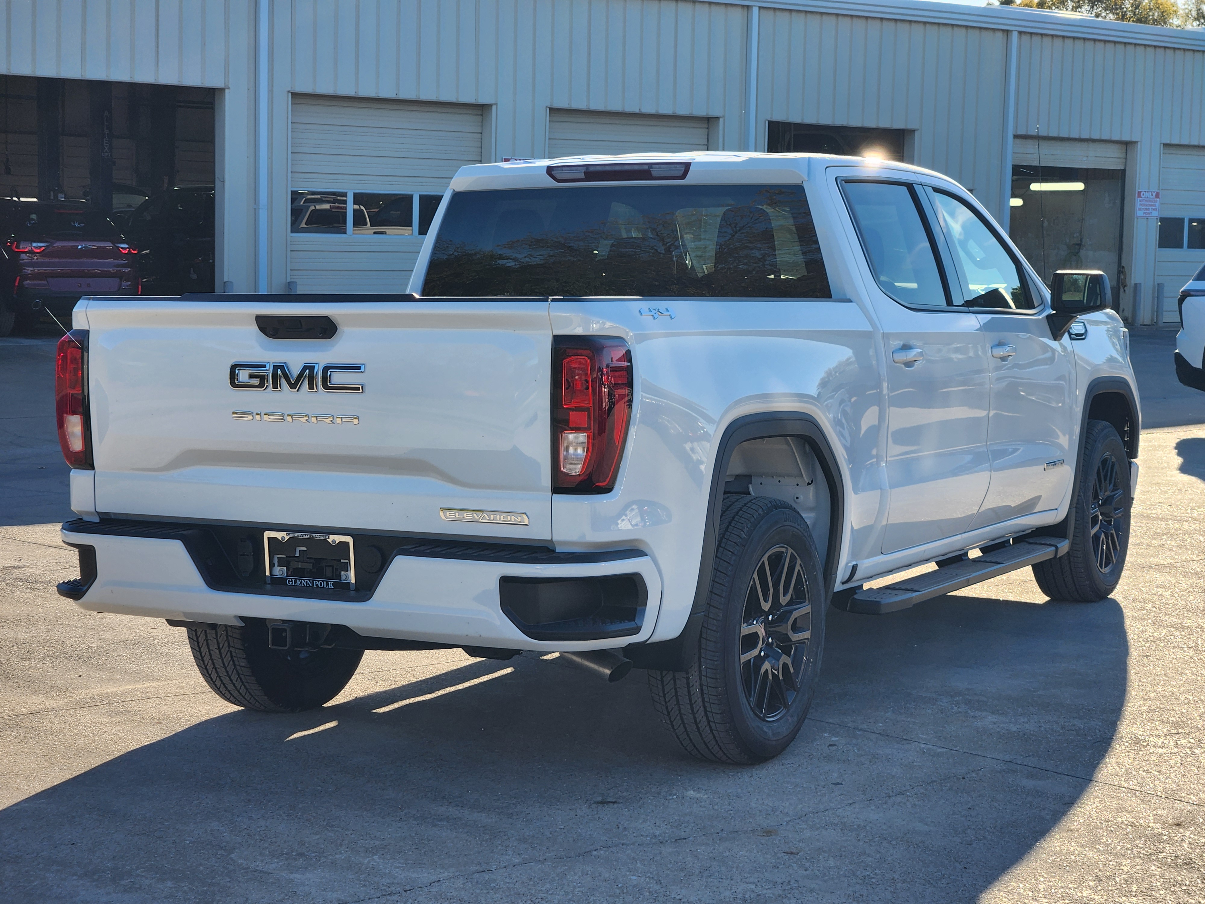 2025 GMC Sierra 1500 Elevation 4