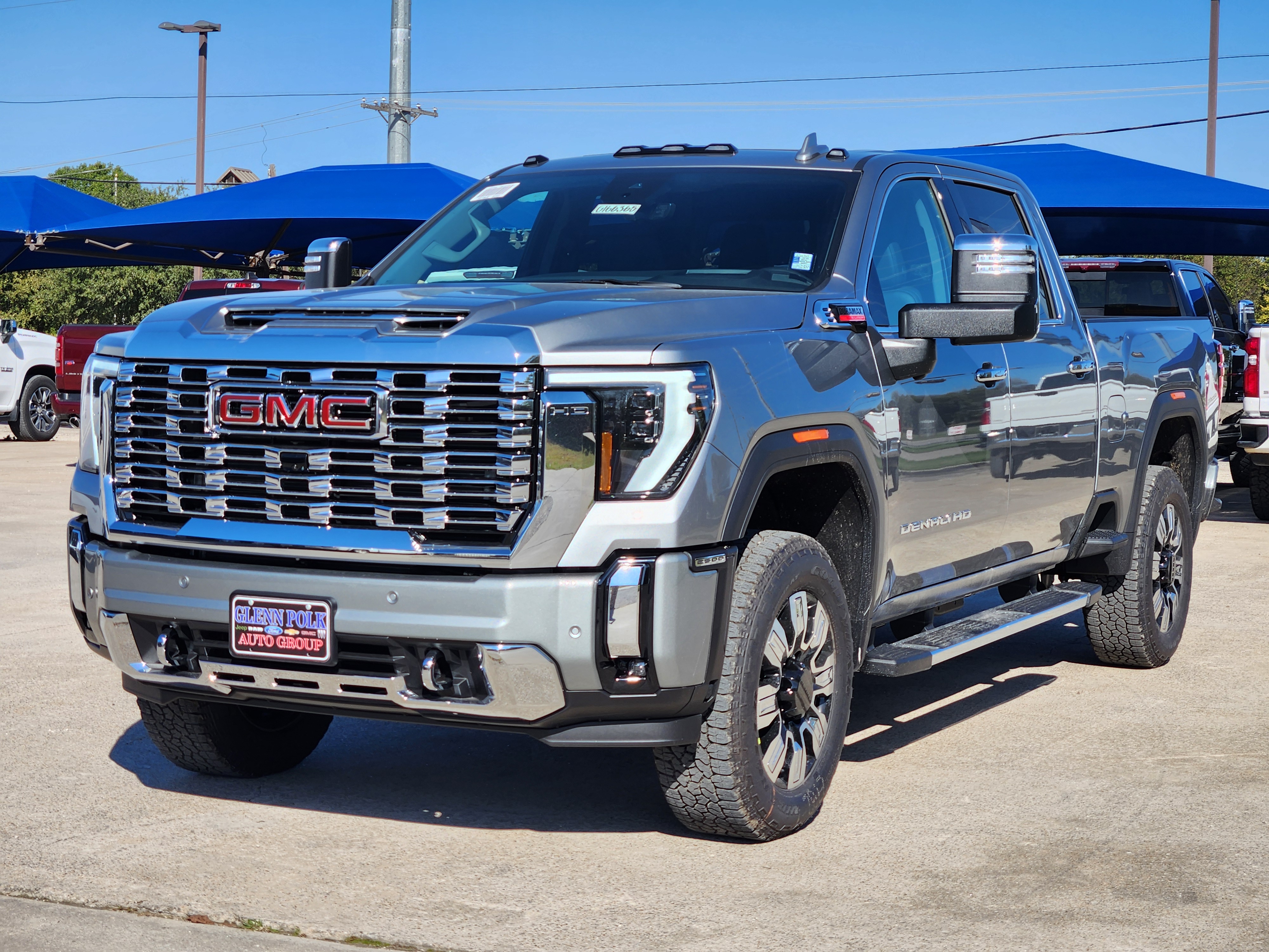 2025 GMC Sierra 2500HD Denali 2