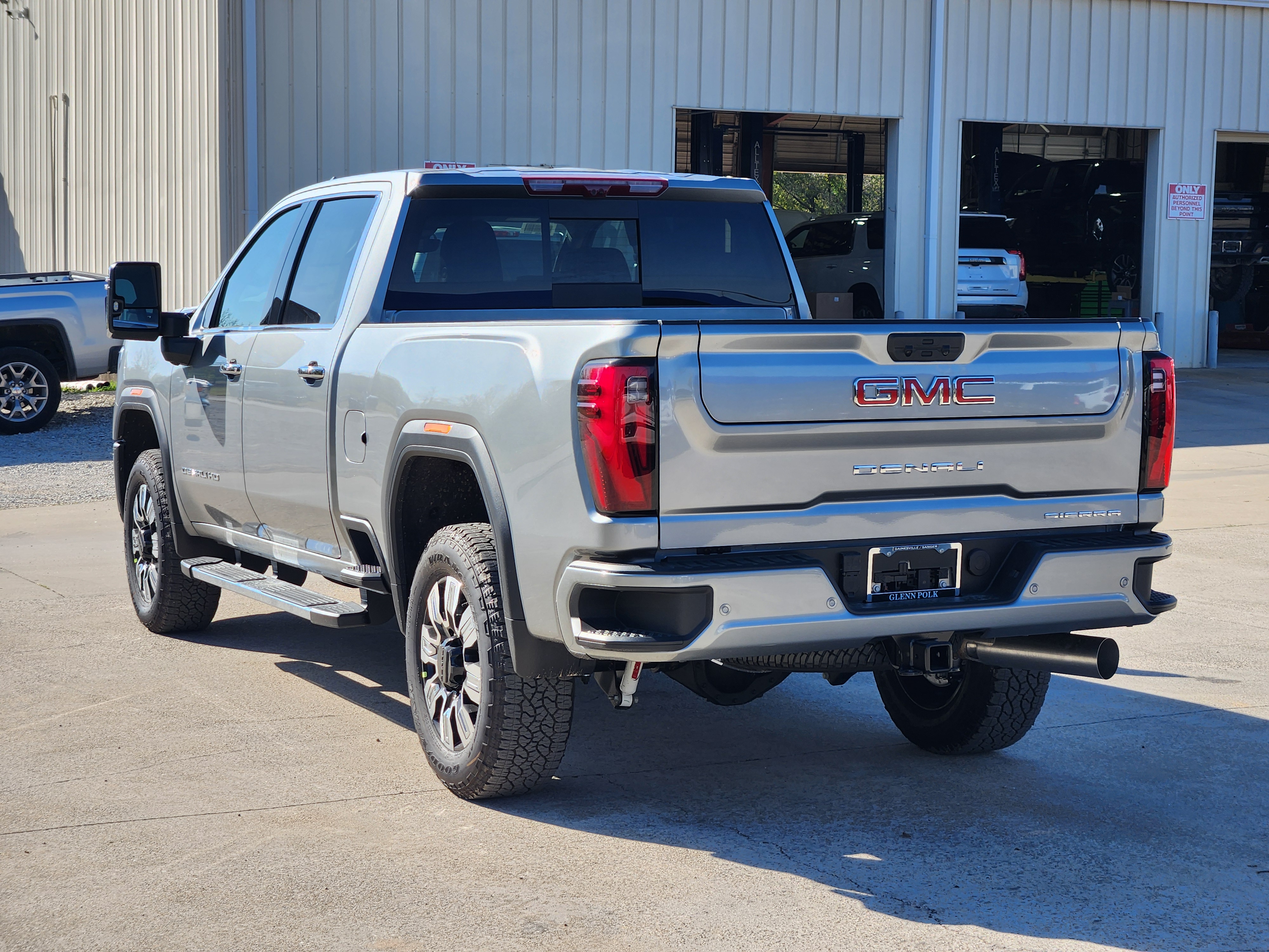 2025 GMC Sierra 2500HD Denali 4