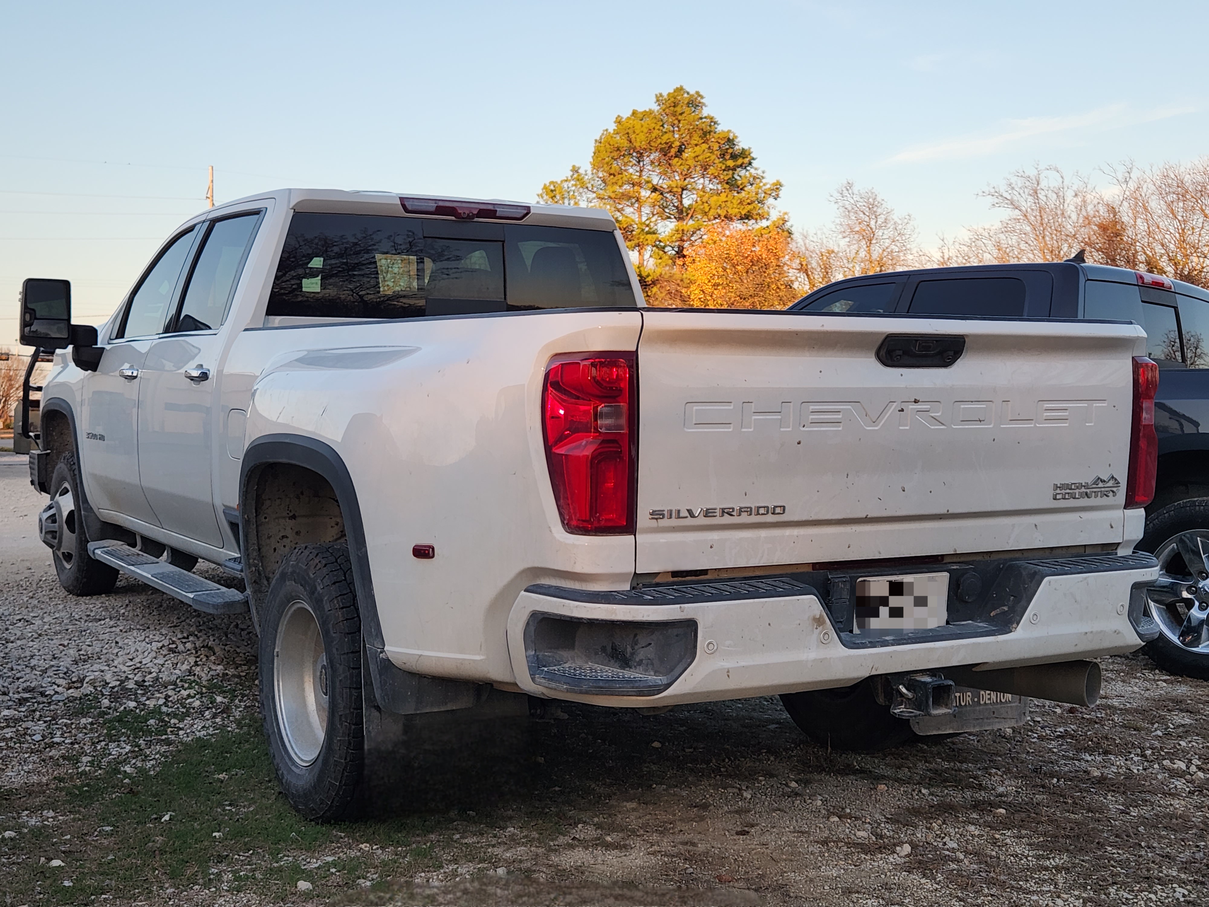 2021 Chevrolet Silverado 3500HD High Country 2