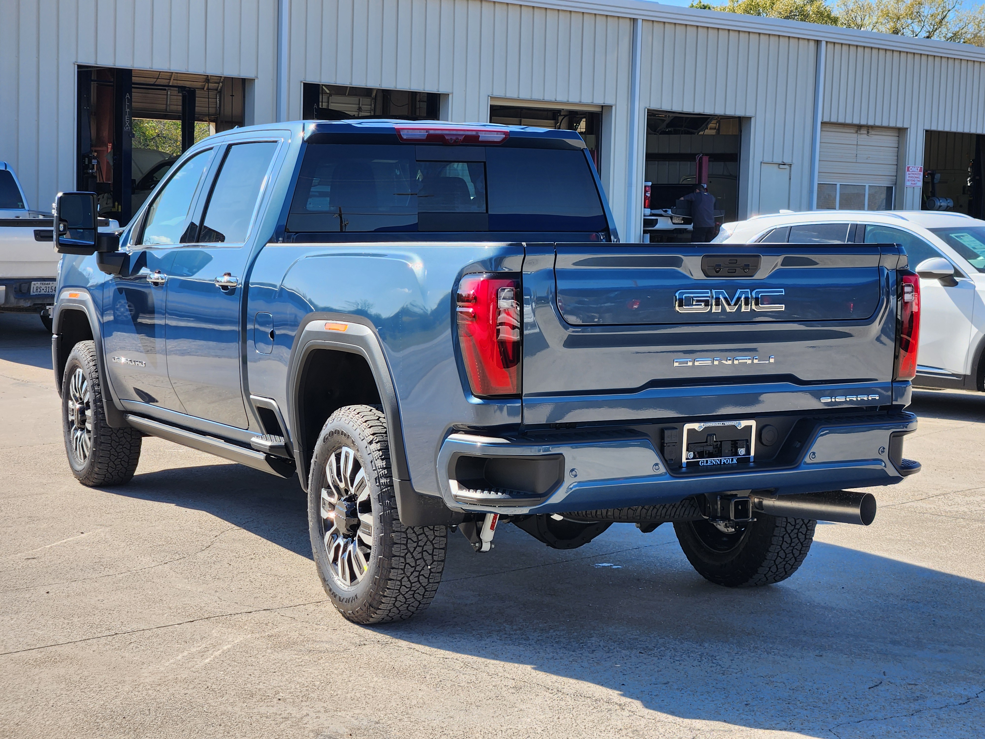 2025 GMC Sierra 2500HD Denali Ultimate 4