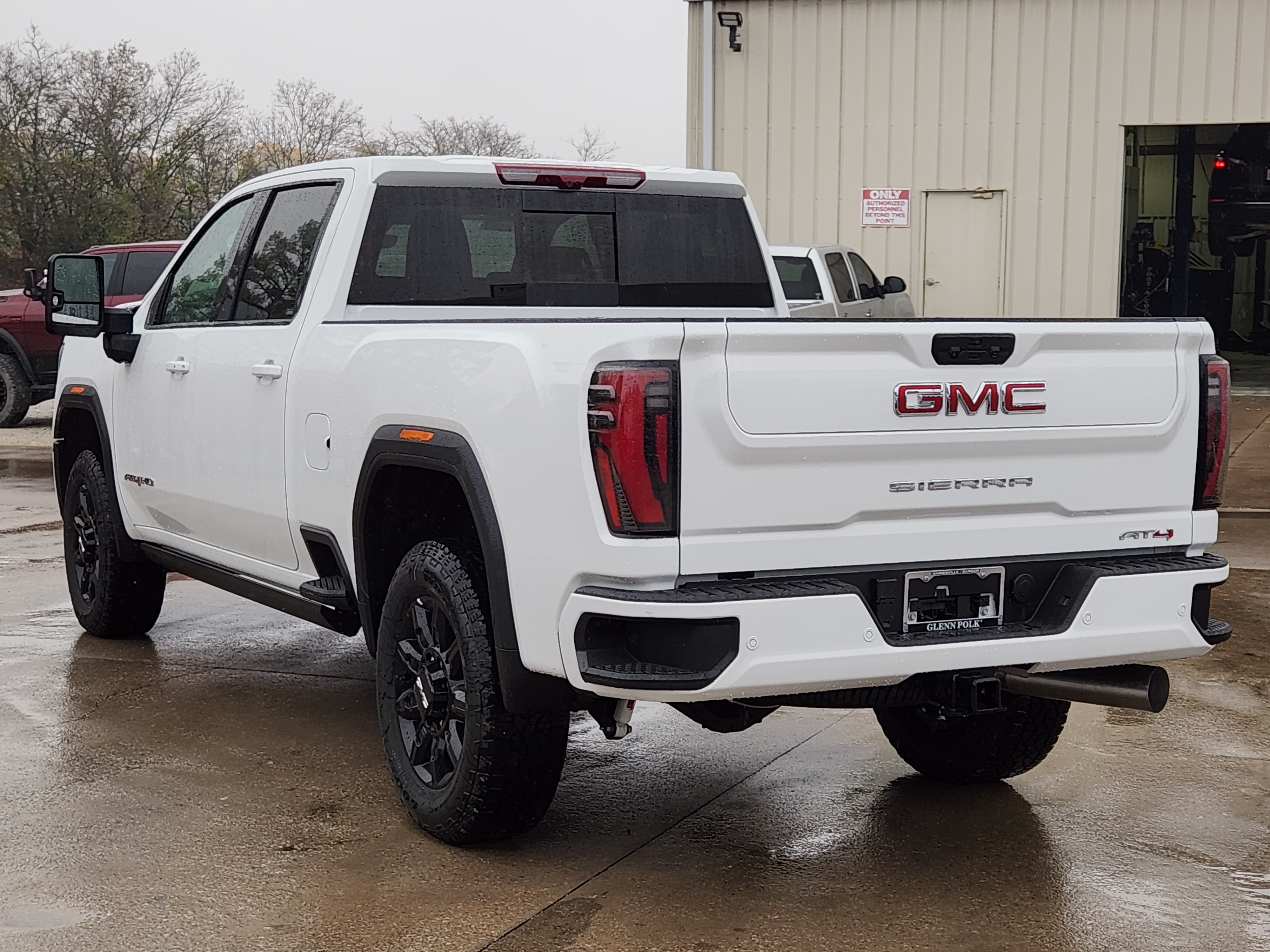 2025 GMC Sierra 2500HD AT4 3