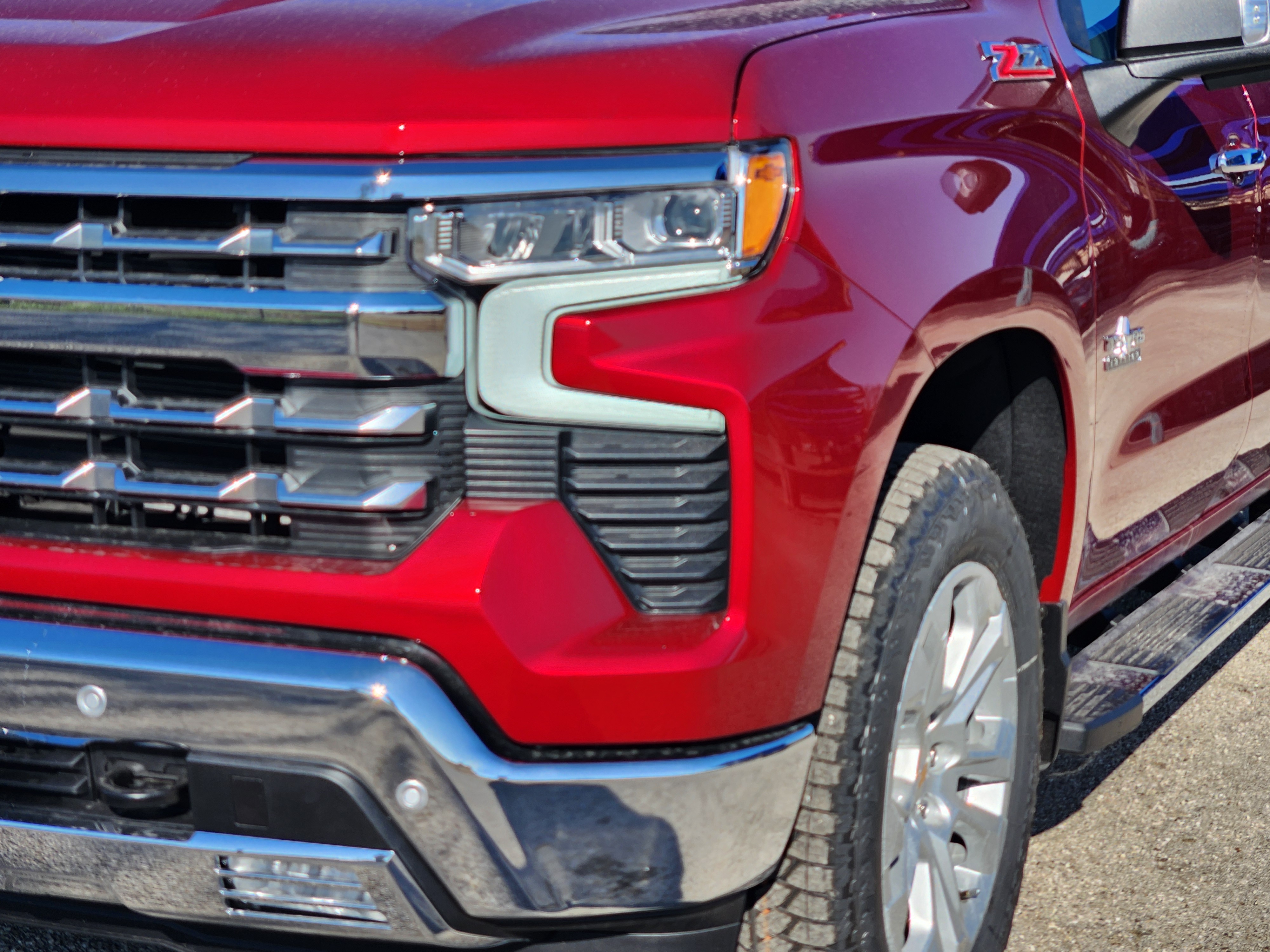 2025 Chevrolet Silverado 1500 LTZ 6