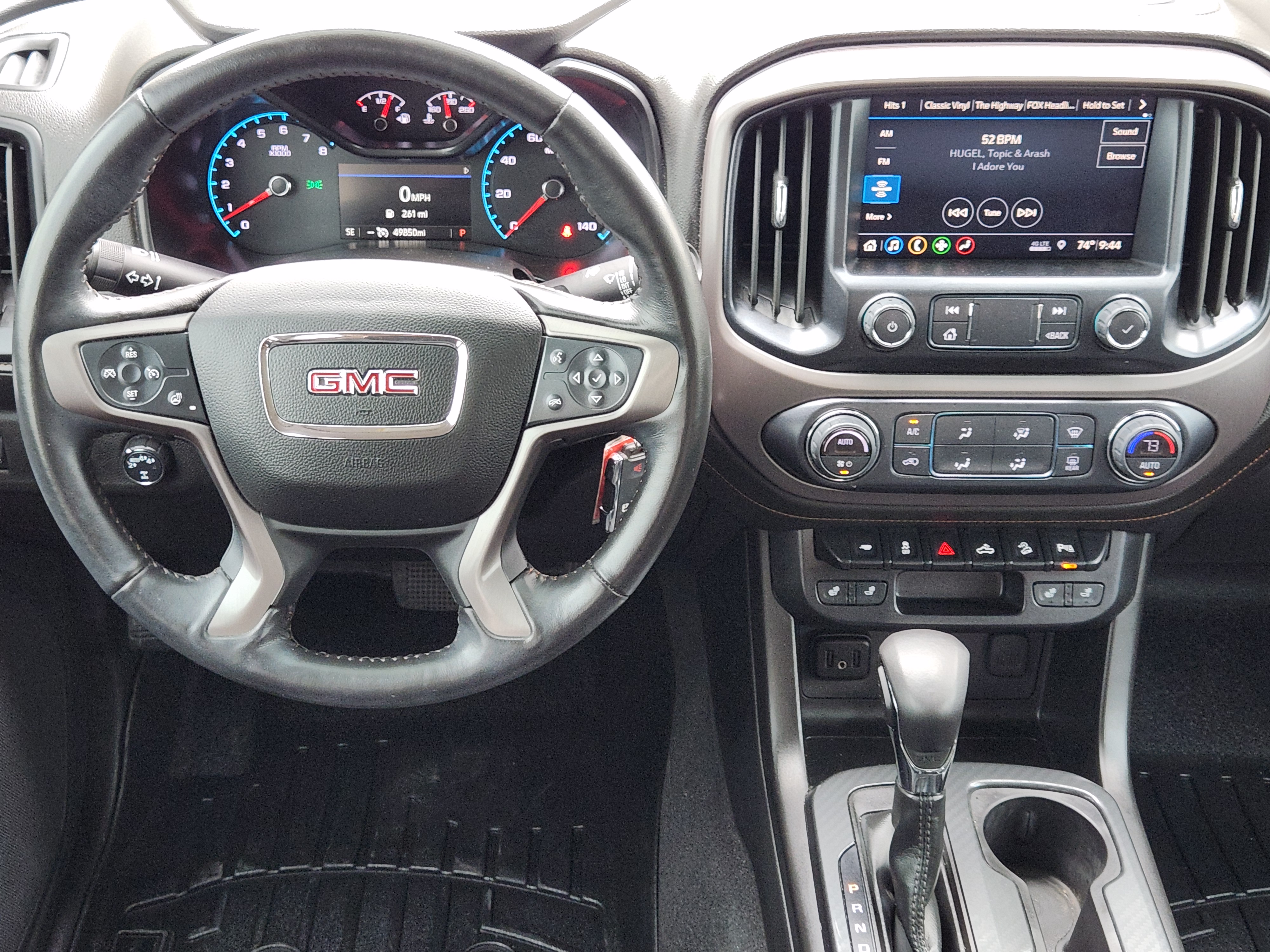 2022 GMC Canyon AT4 w/Leather 28