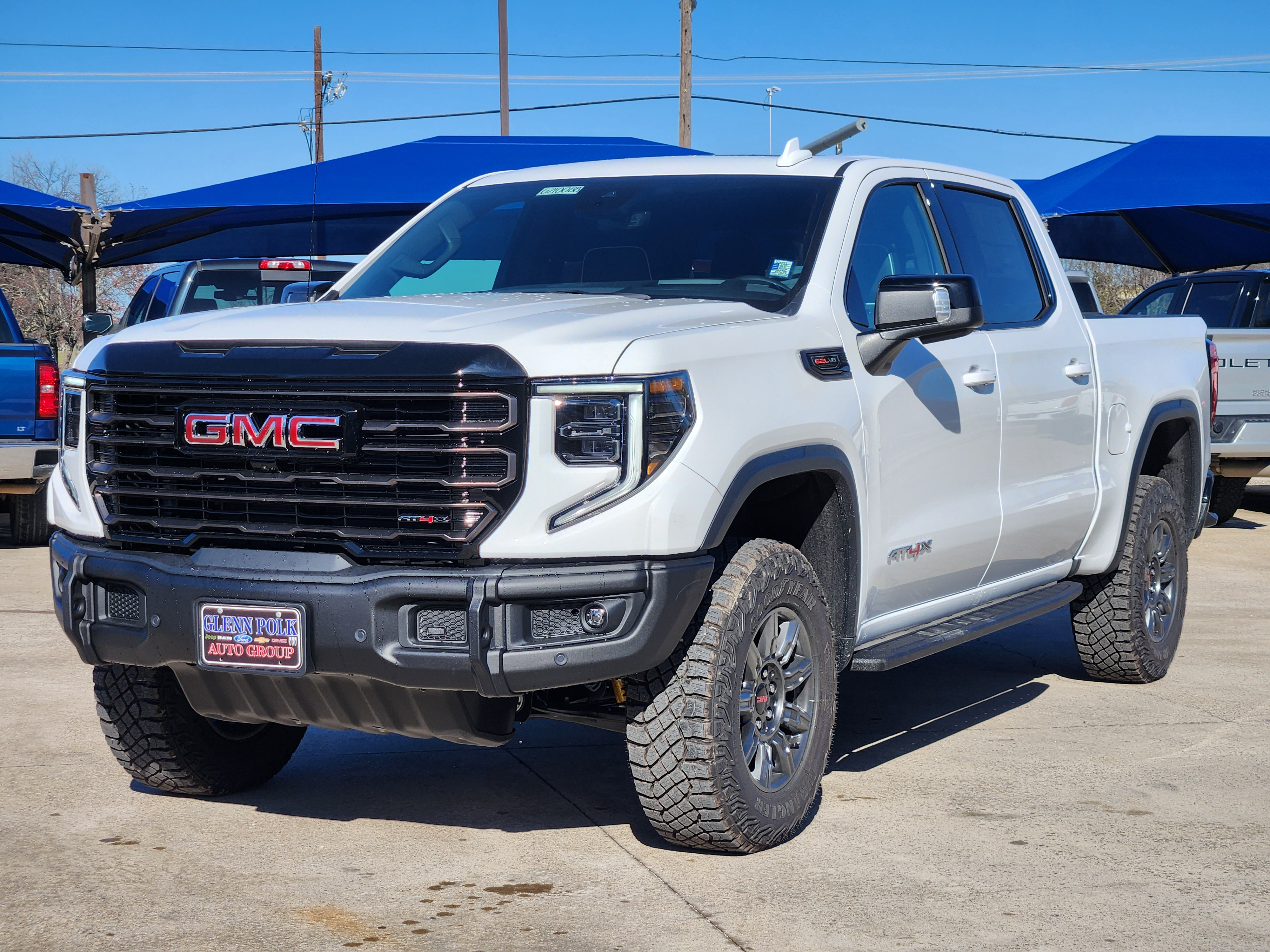 2025 GMC Sierra 1500 AT4X 2