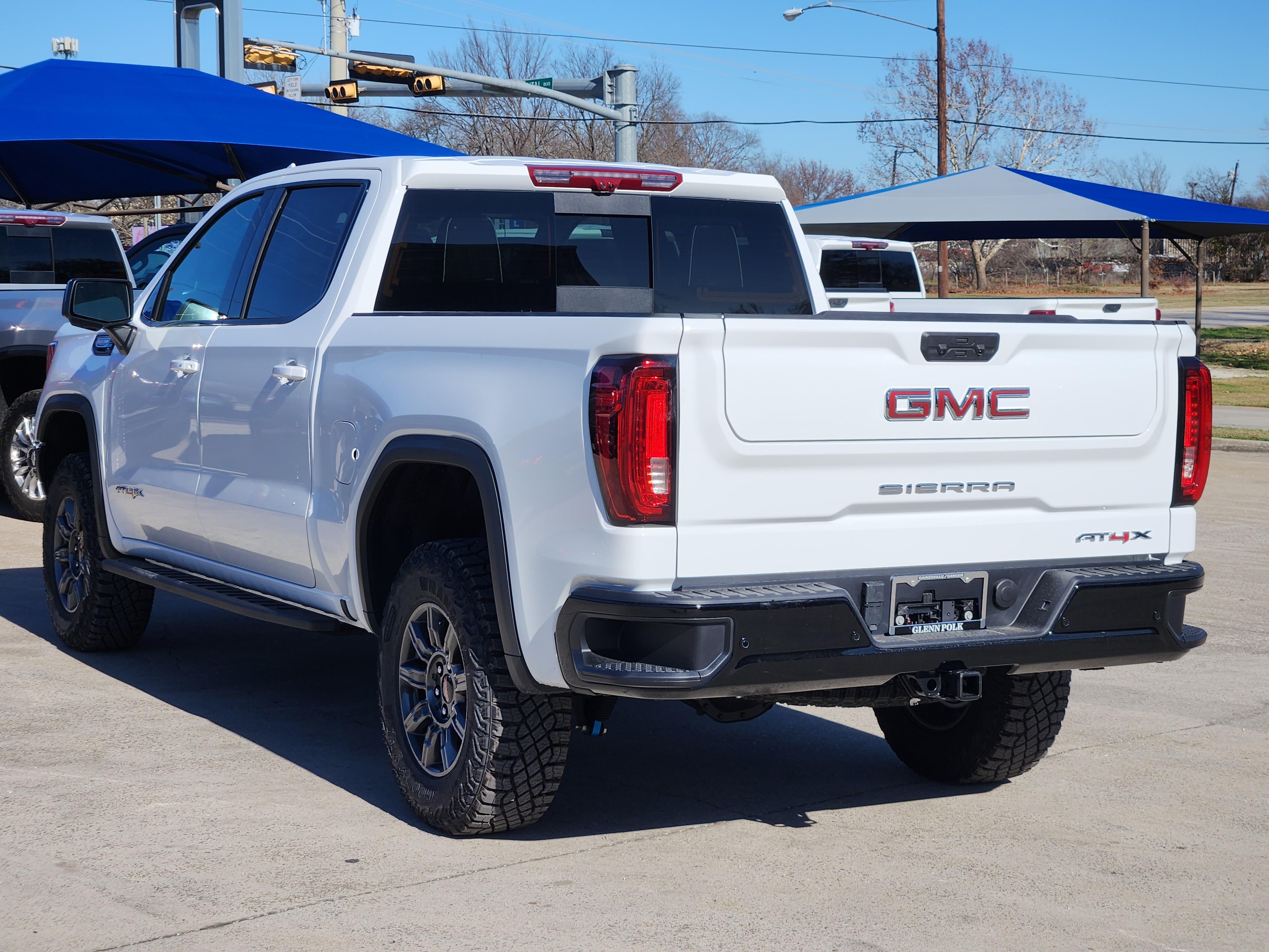 2025 GMC Sierra 1500 AT4X 3