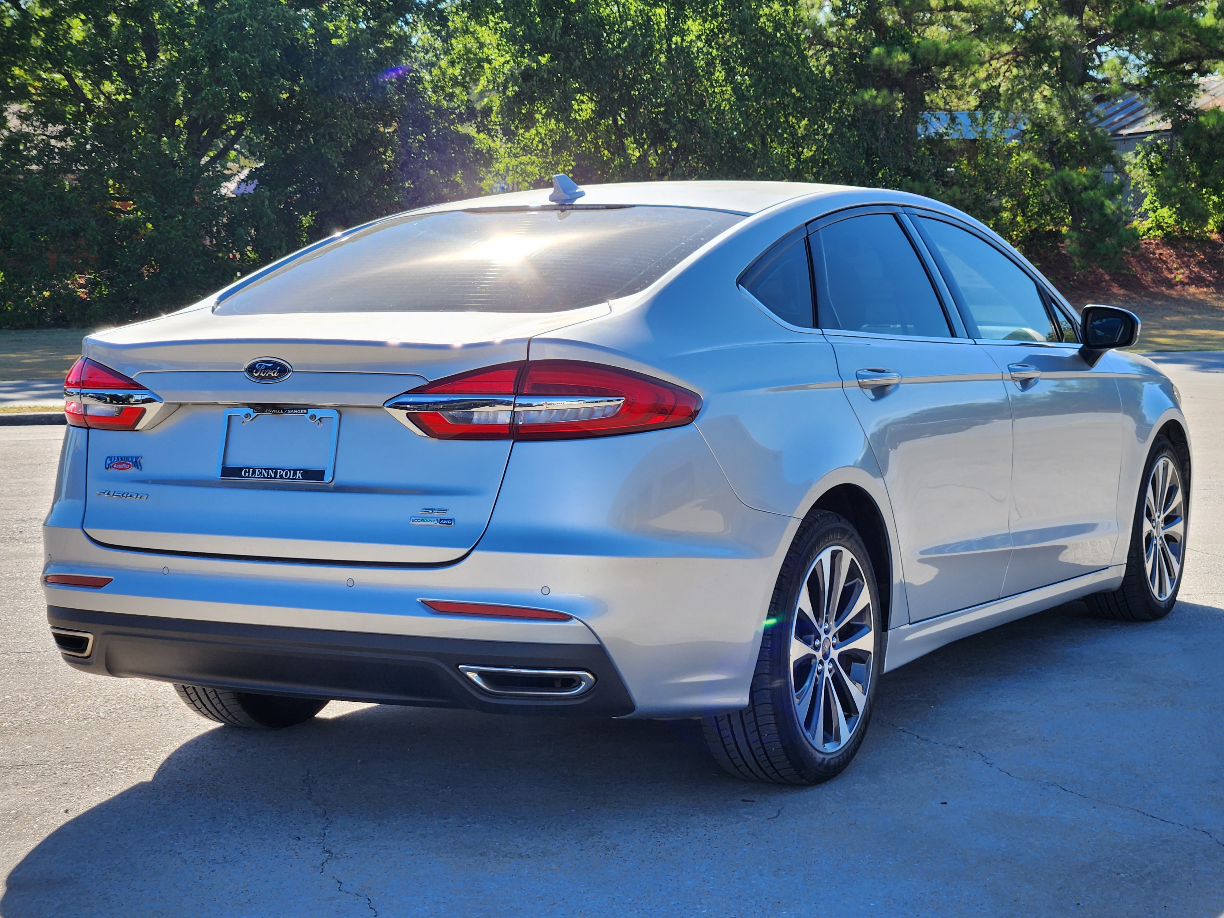 2019 Ford Fusion SE 8