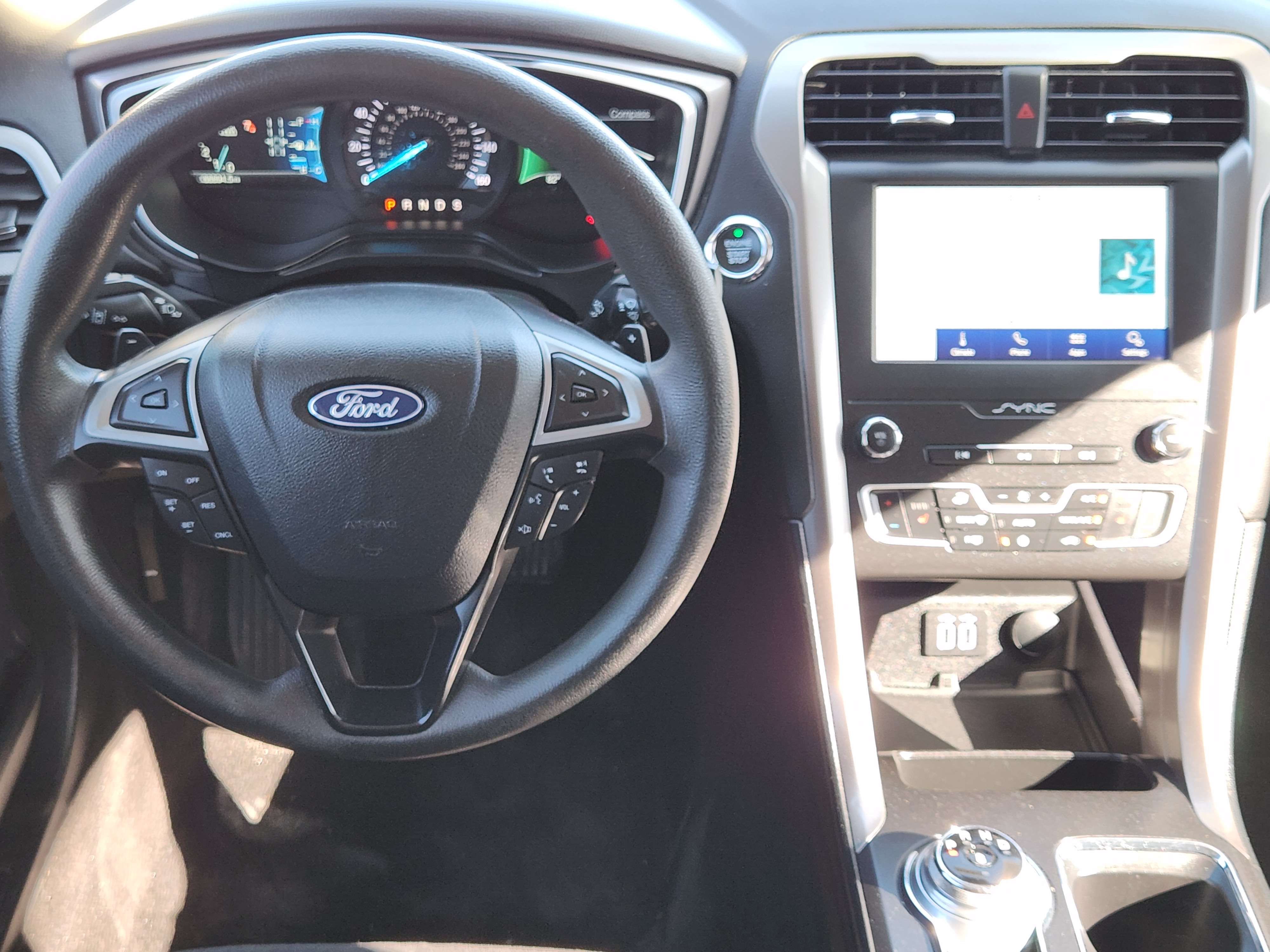 2019 Ford Fusion SE 28