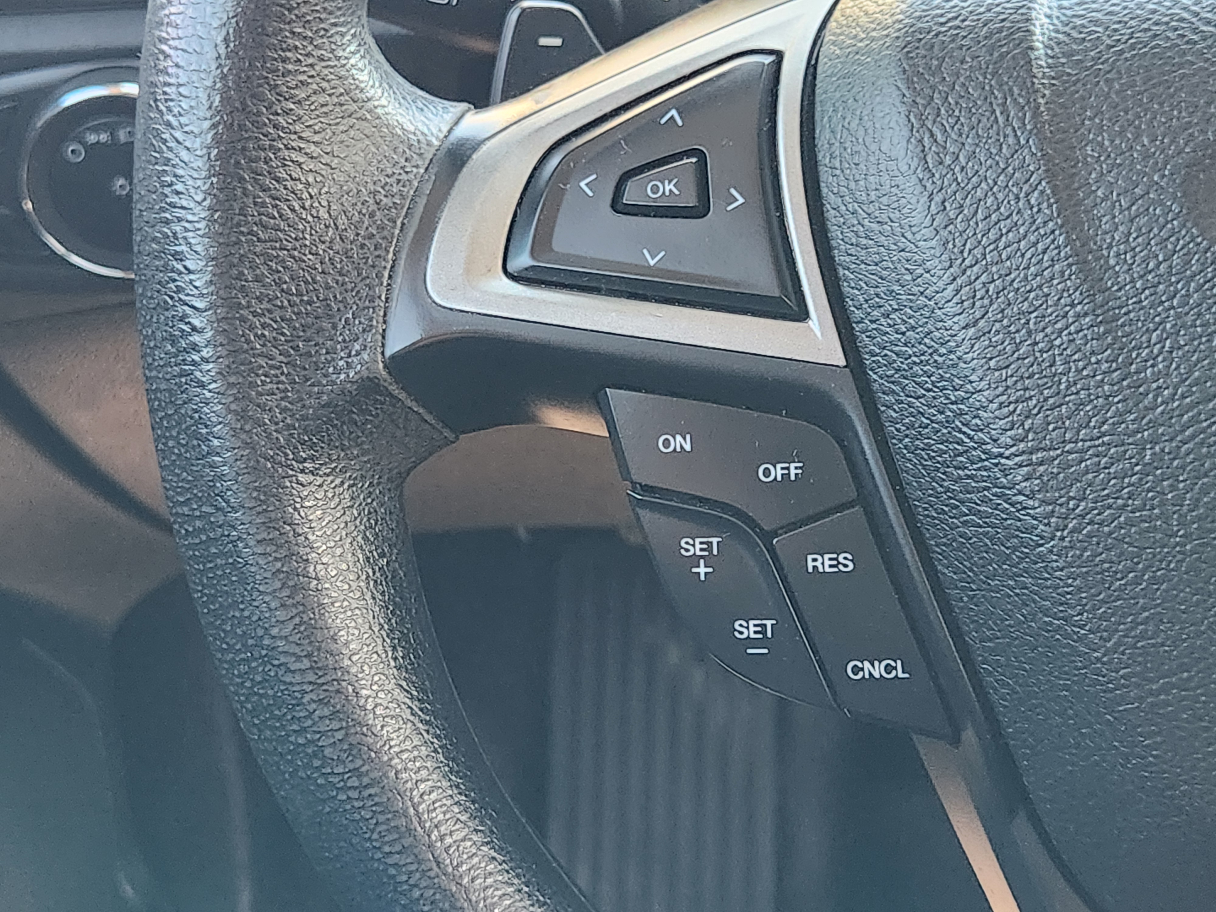 2019 Ford Fusion SE 29