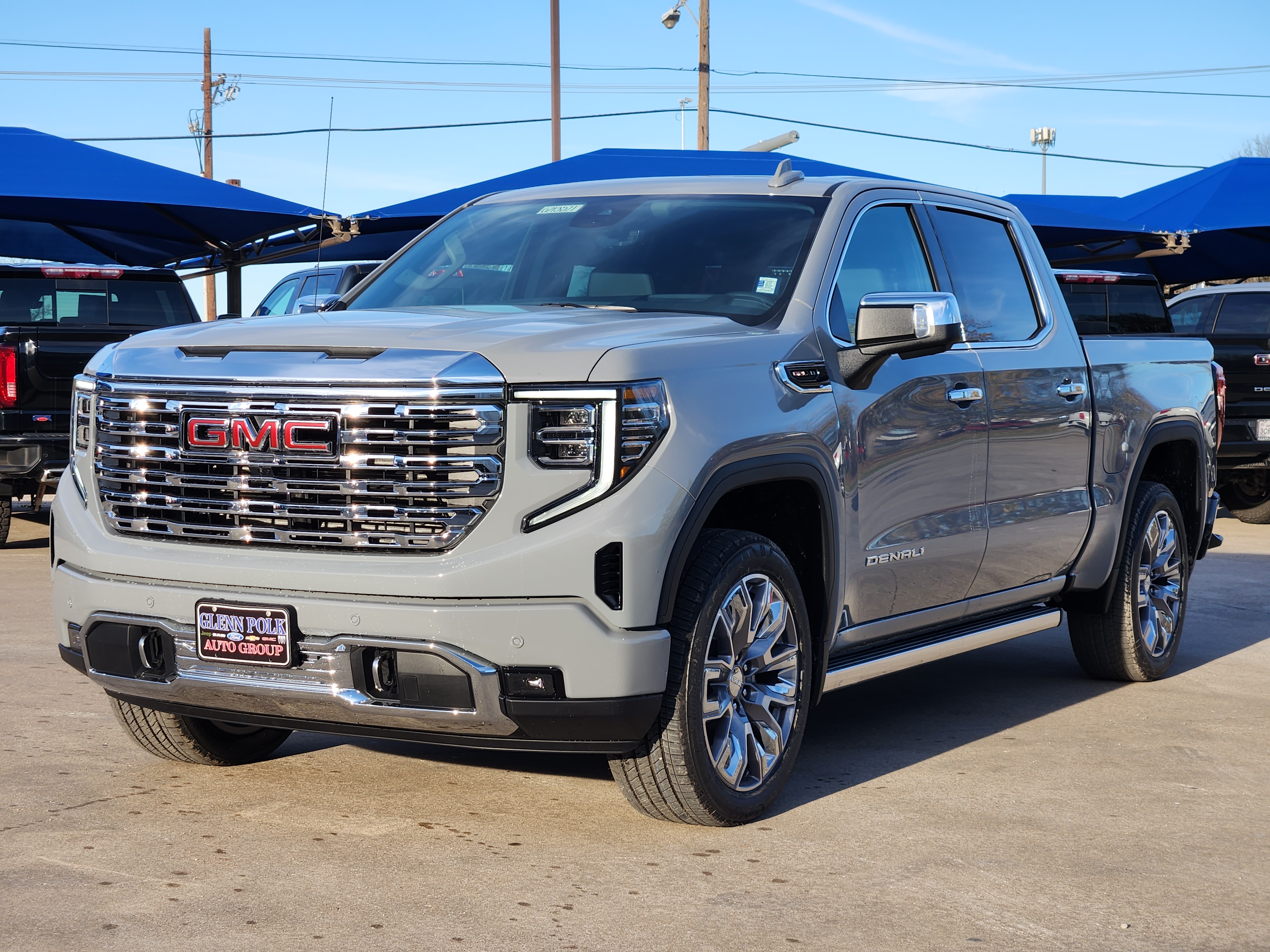 2025 GMC Sierra 1500 Denali 2