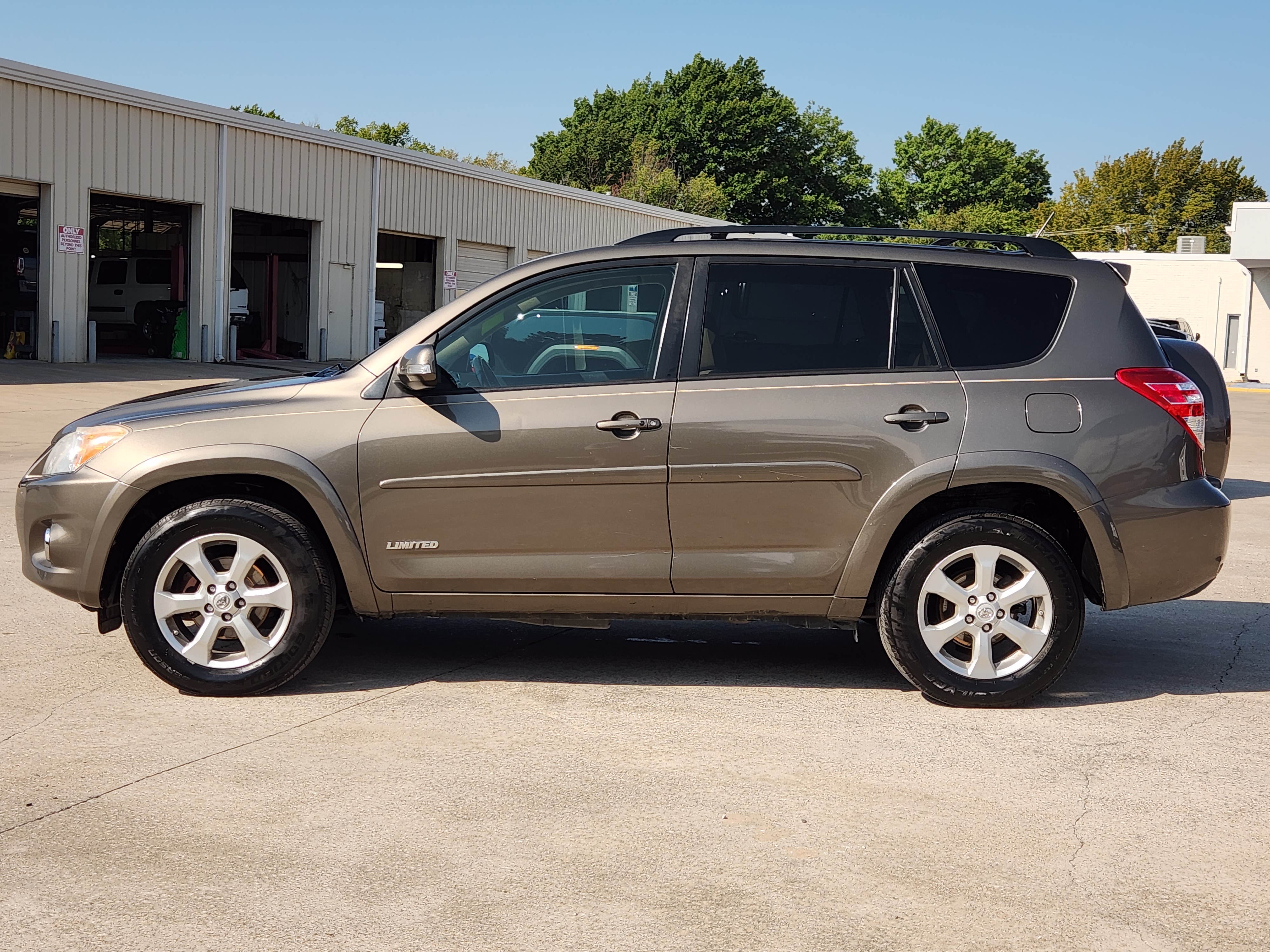 2010 Toyota RAV4 Limited 5