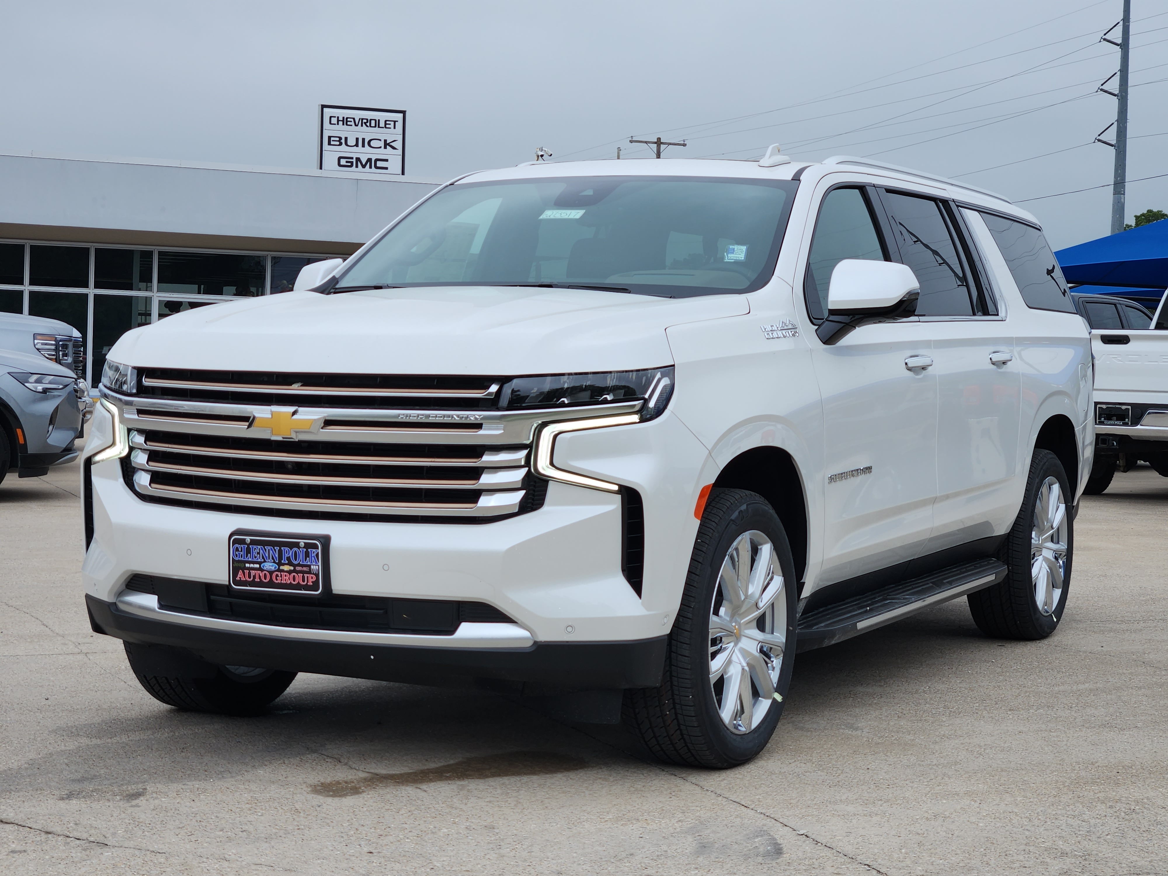 2024 Chevrolet Suburban High Country 2