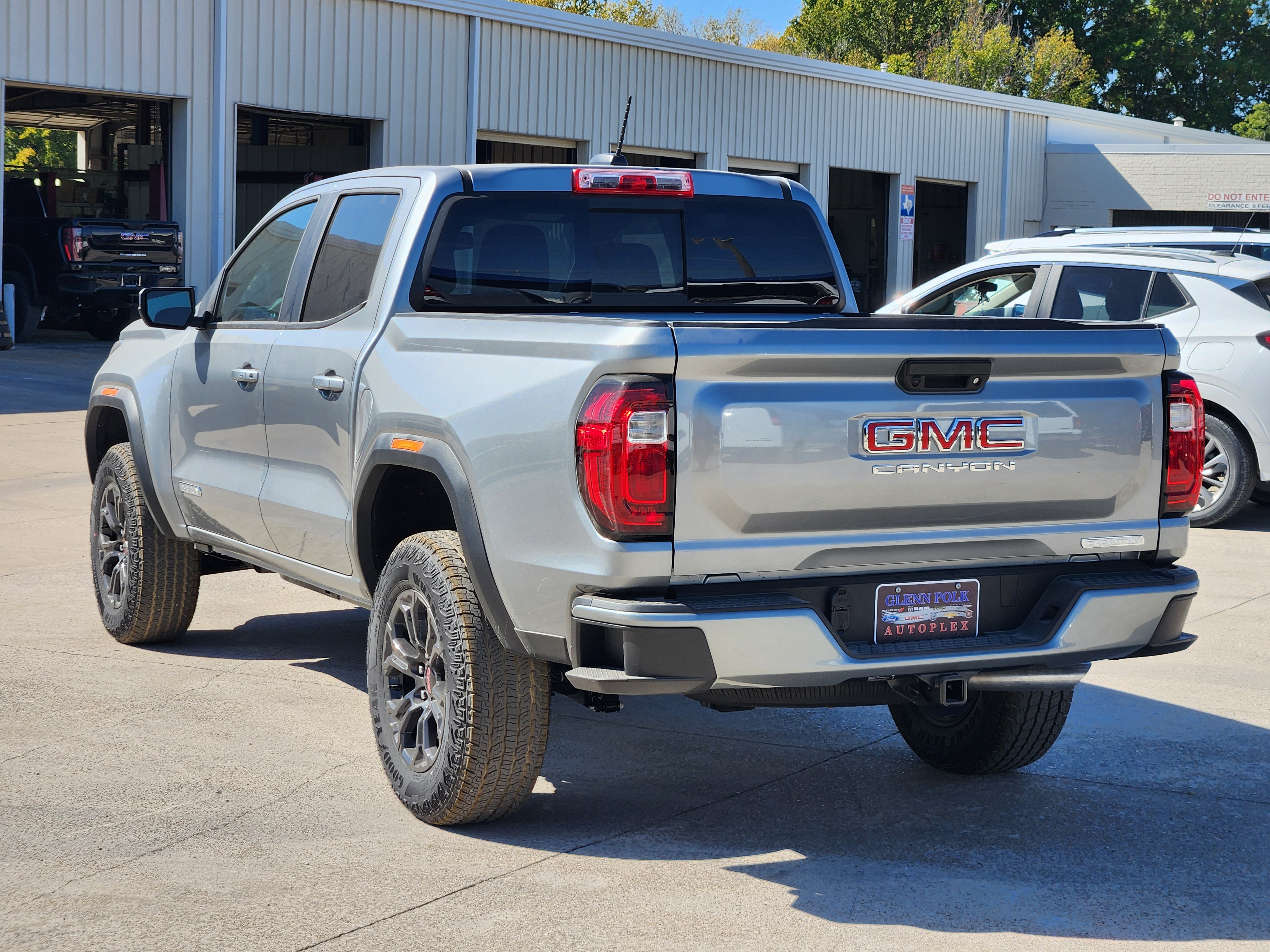 2024 GMC Canyon Elevation 4