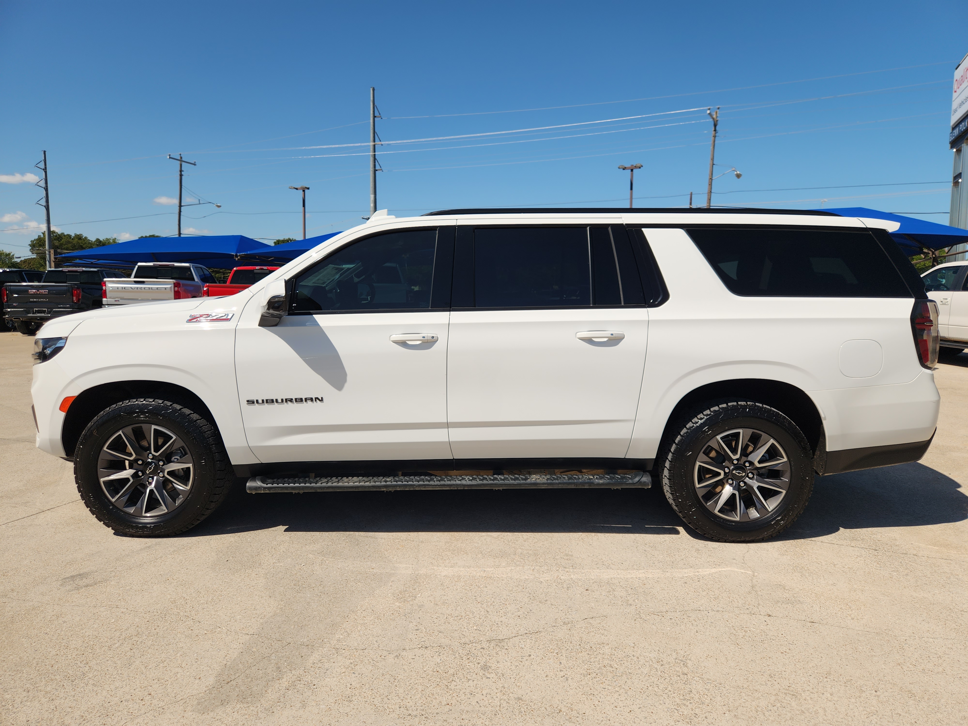 2023 Chevrolet Suburban Z71 5