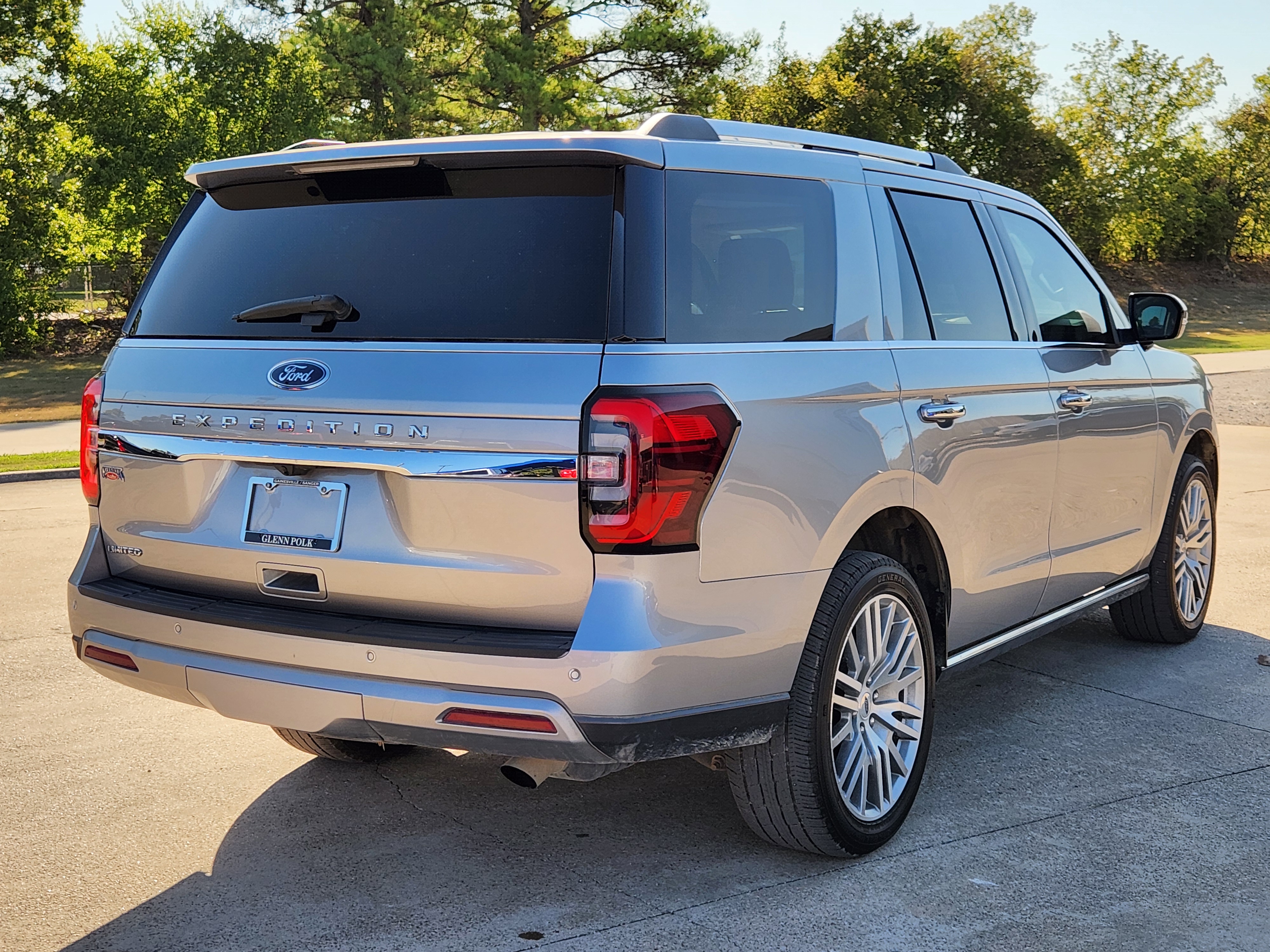 2023 Ford Expedition Limited 8