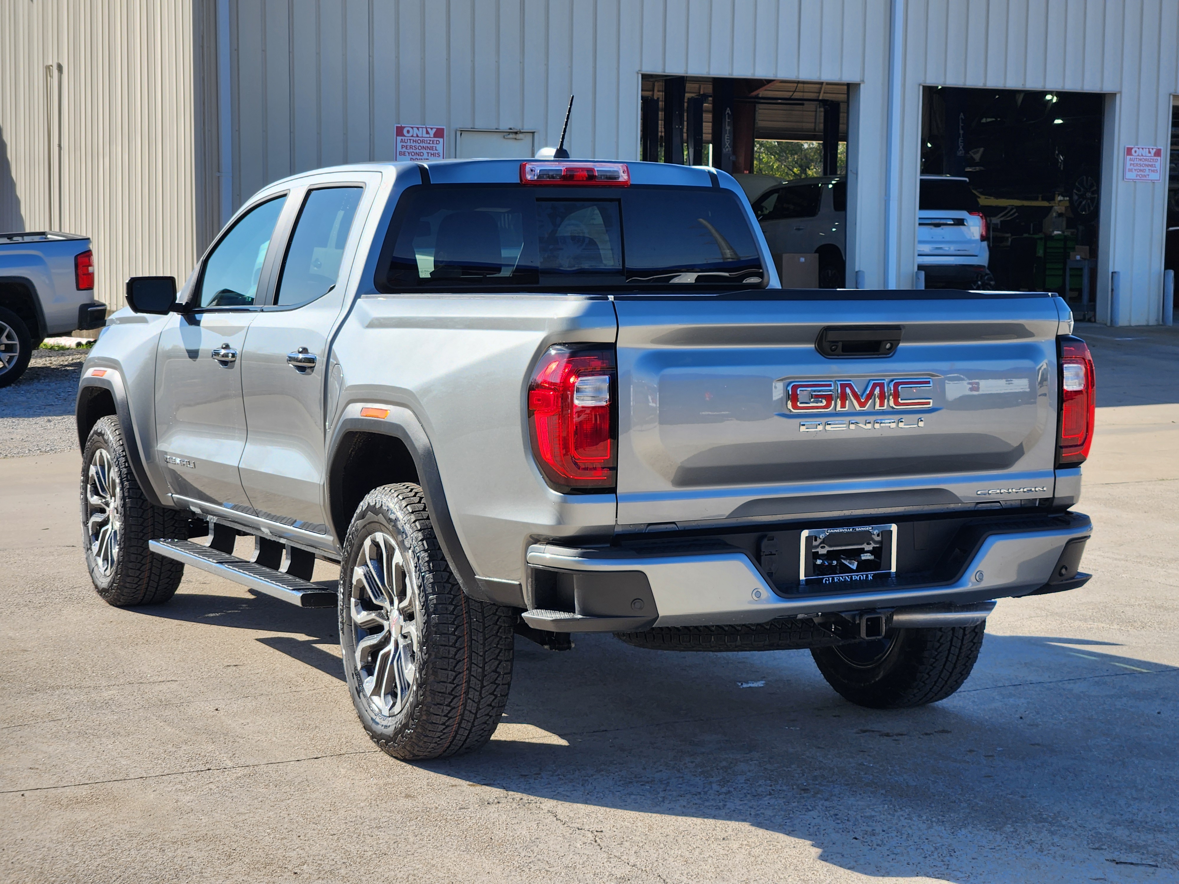 2024 GMC Canyon Denali 4