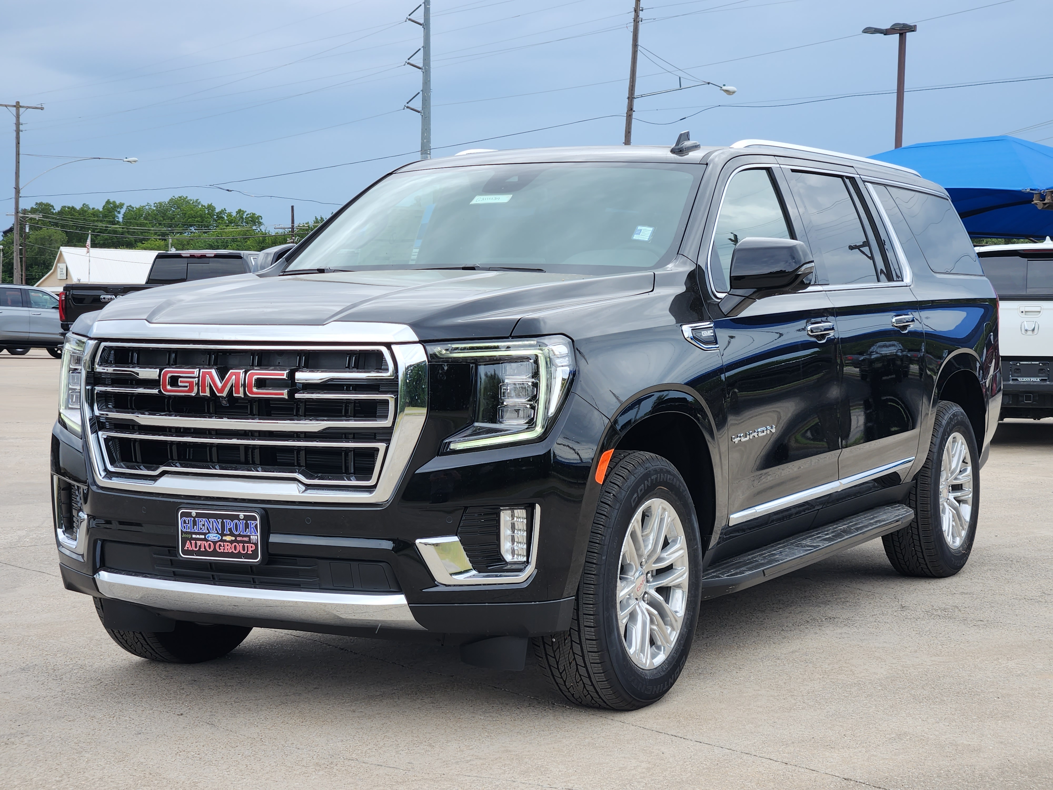 2024 GMC Yukon XL SLT 2