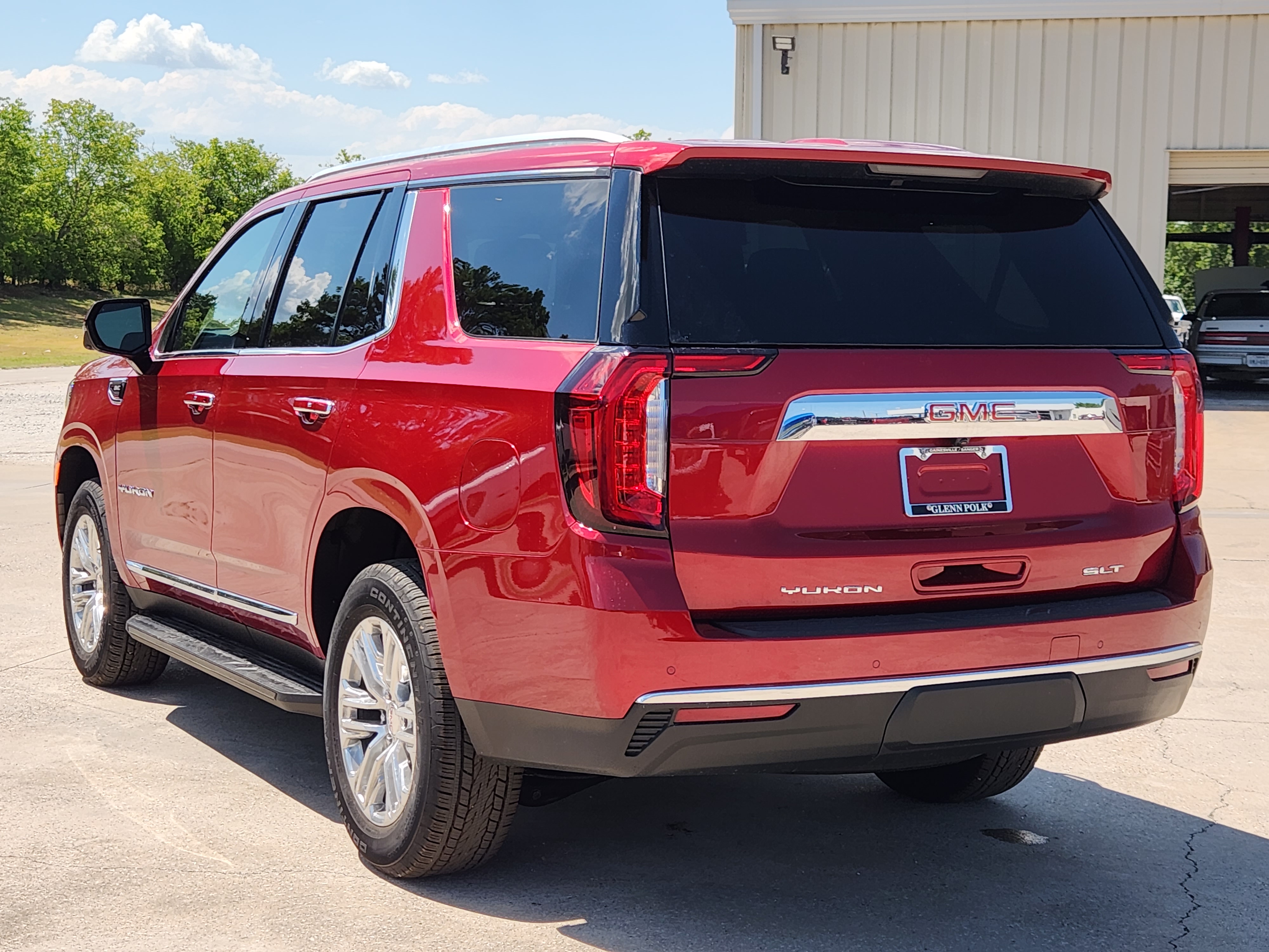 2024 GMC Yukon SLT 4