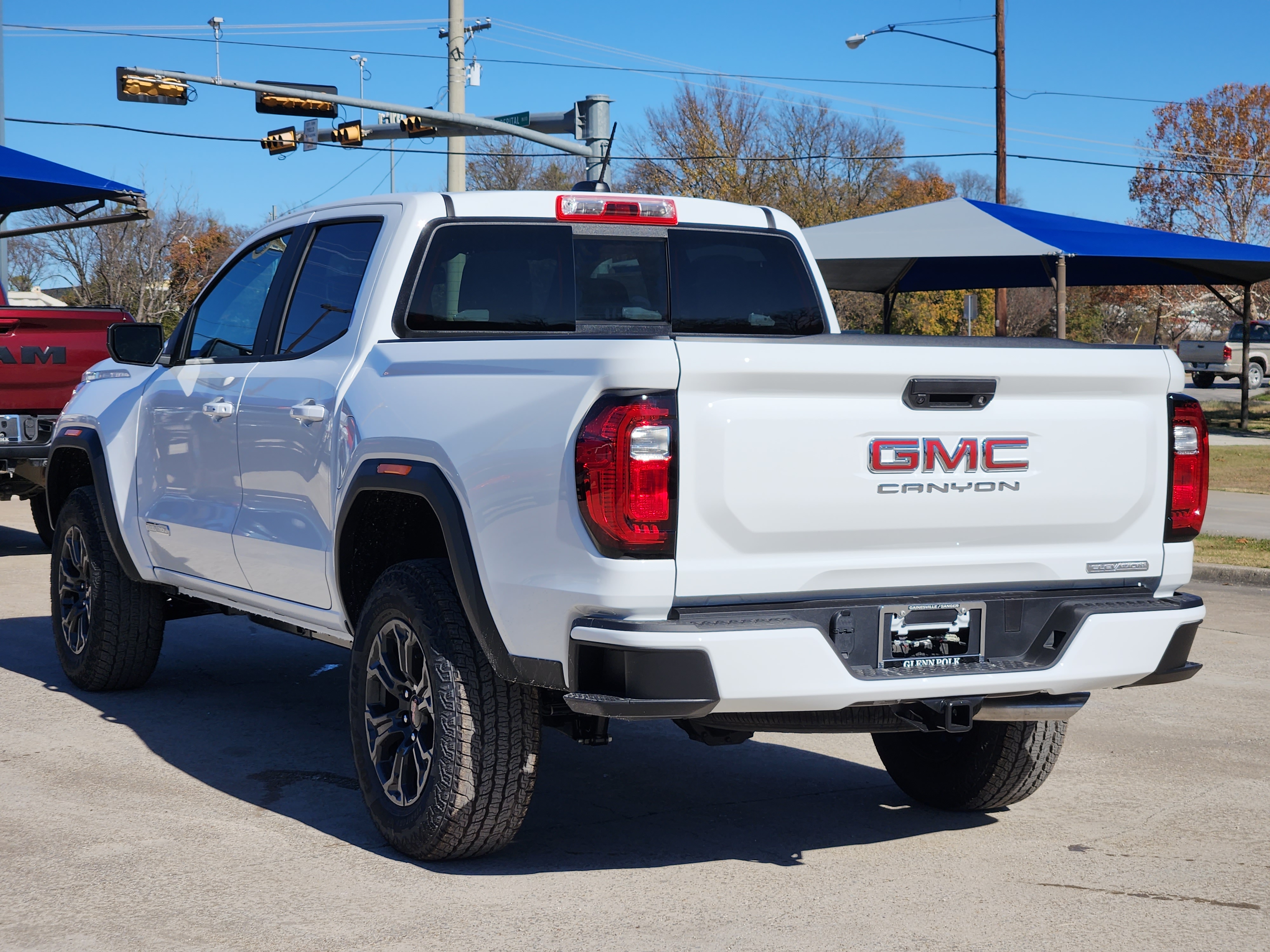 2024 GMC Canyon Elevation 3