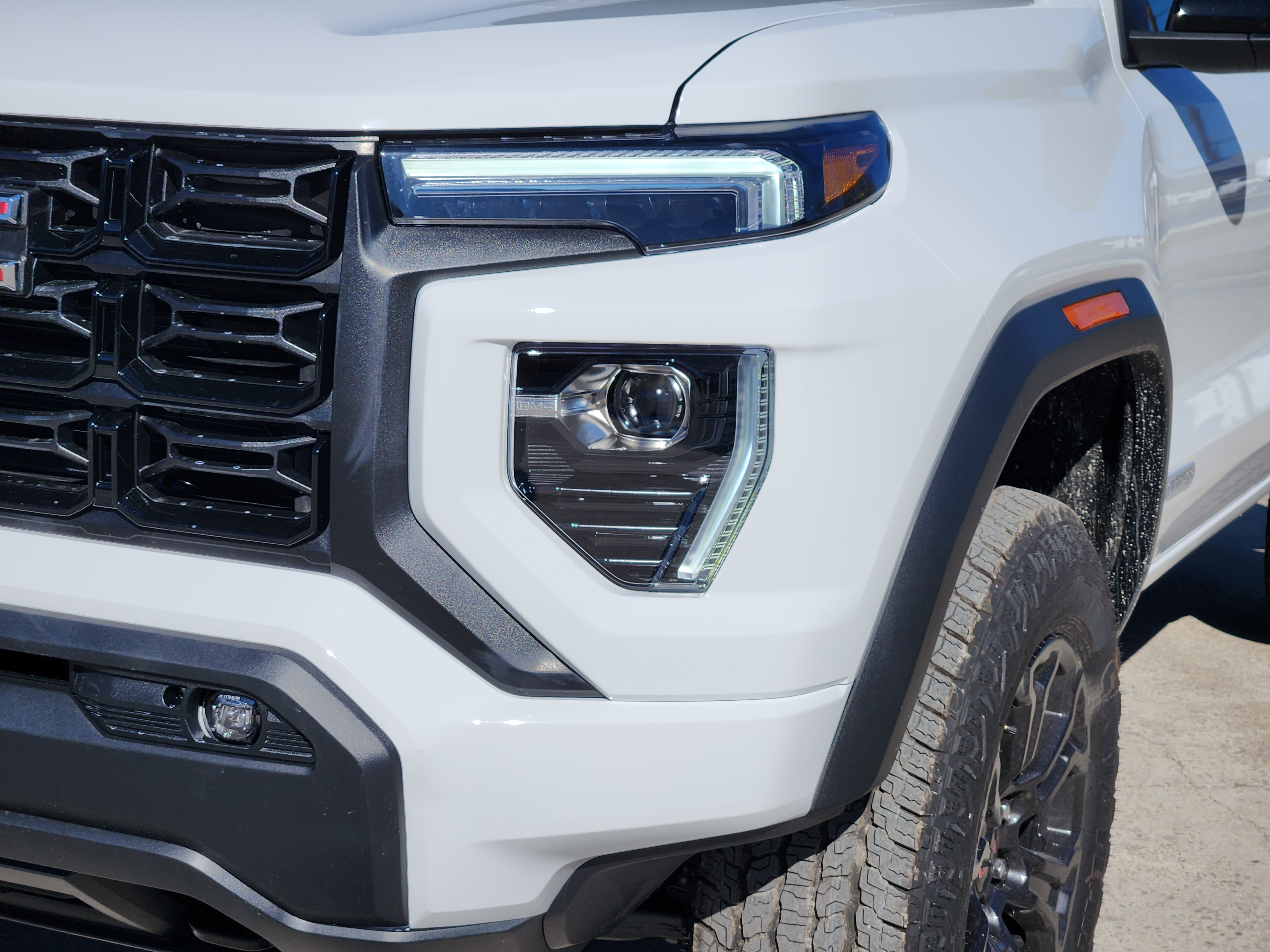 2024 GMC Canyon Elevation 6