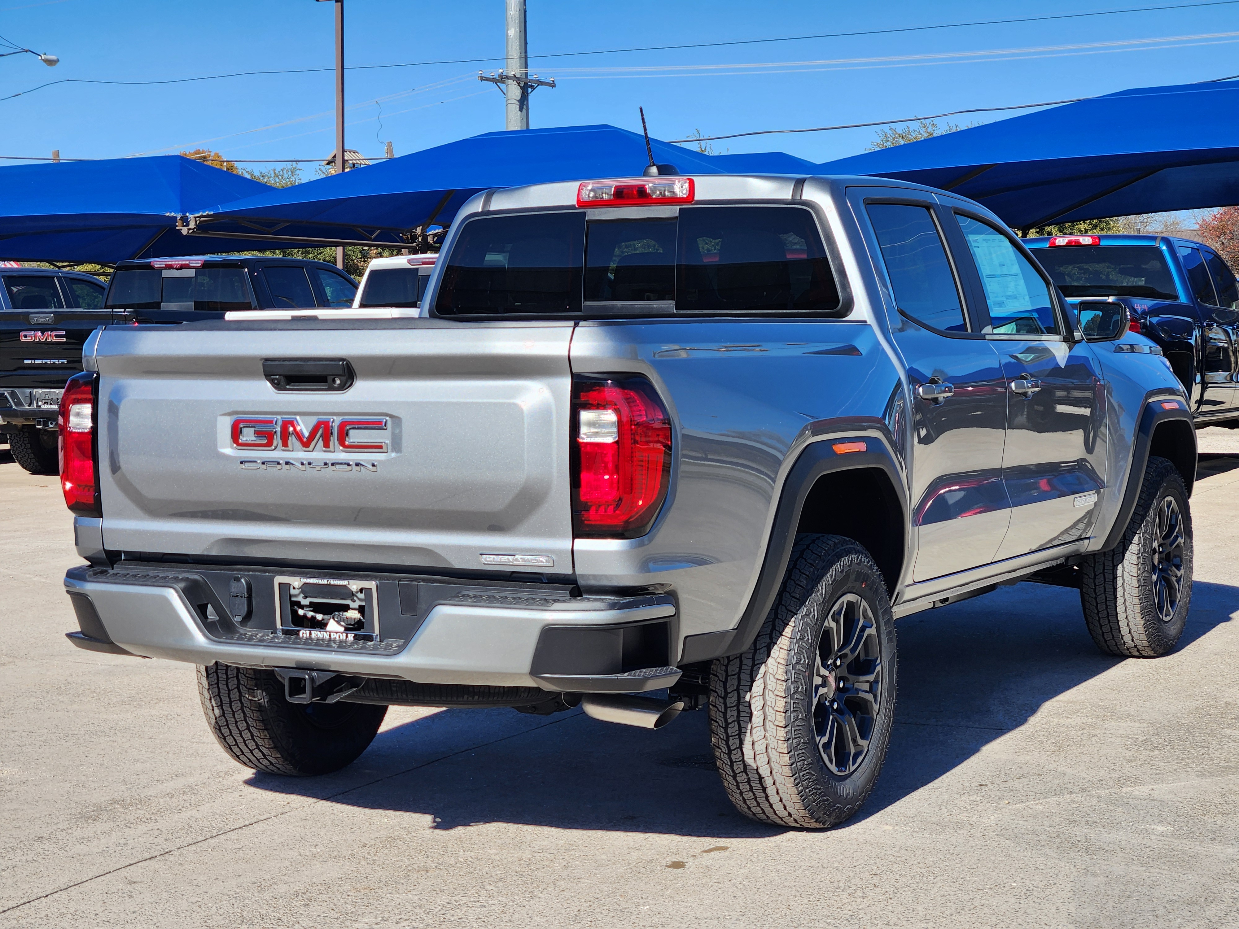 2024 GMC Canyon Elevation 4