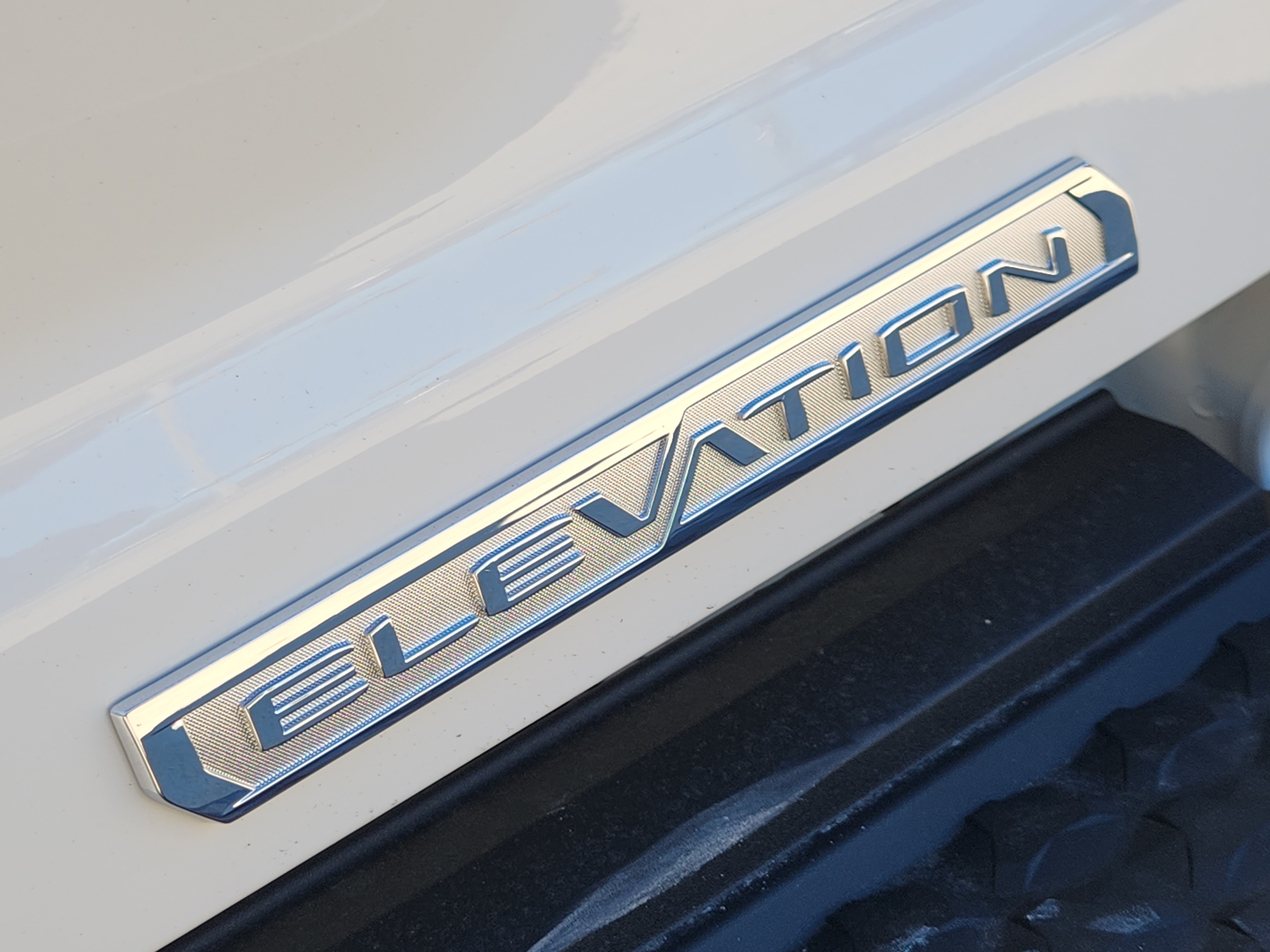 2024 GMC Canyon Elevation 8