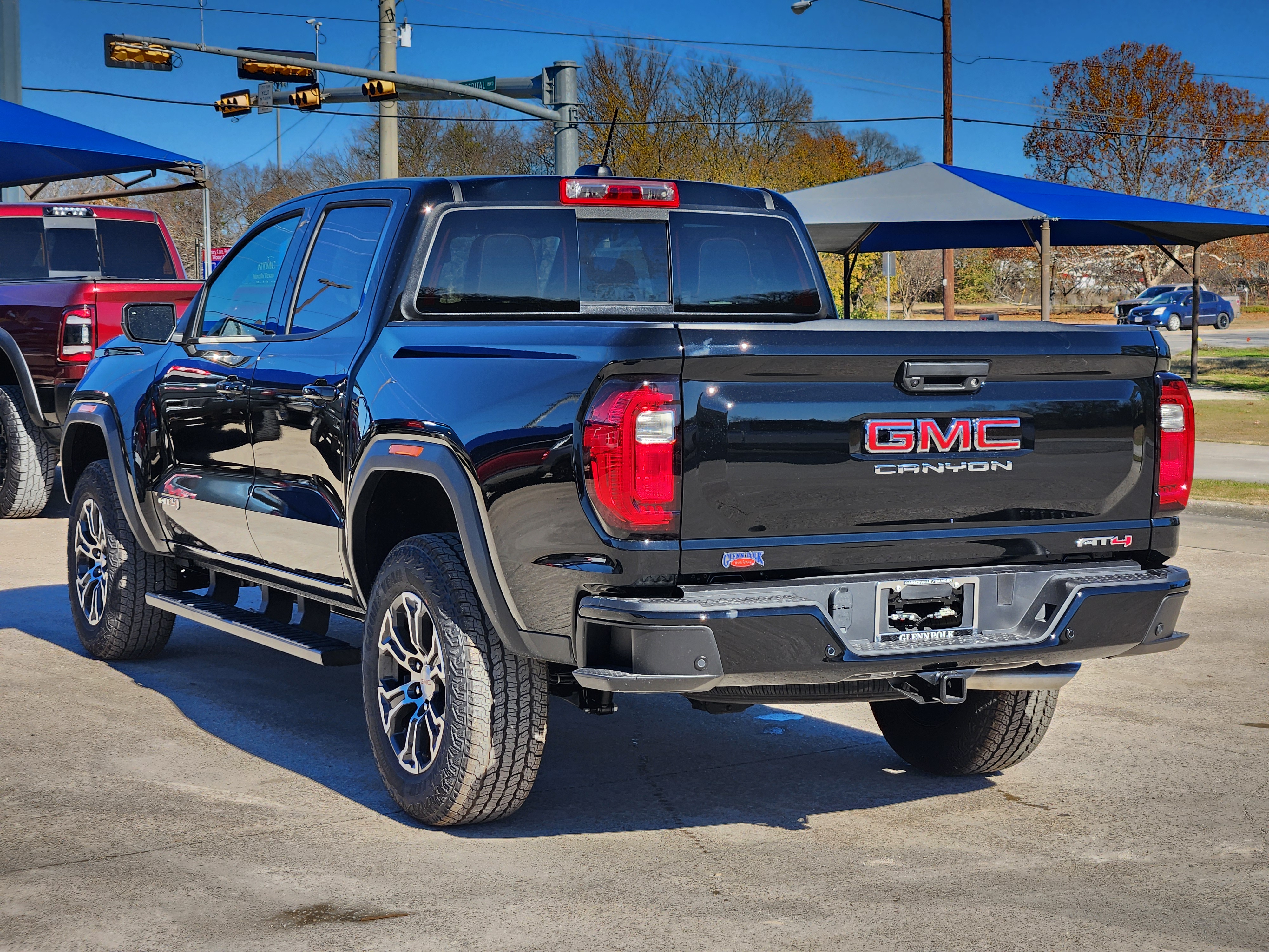 2024 GMC Canyon AT4 3