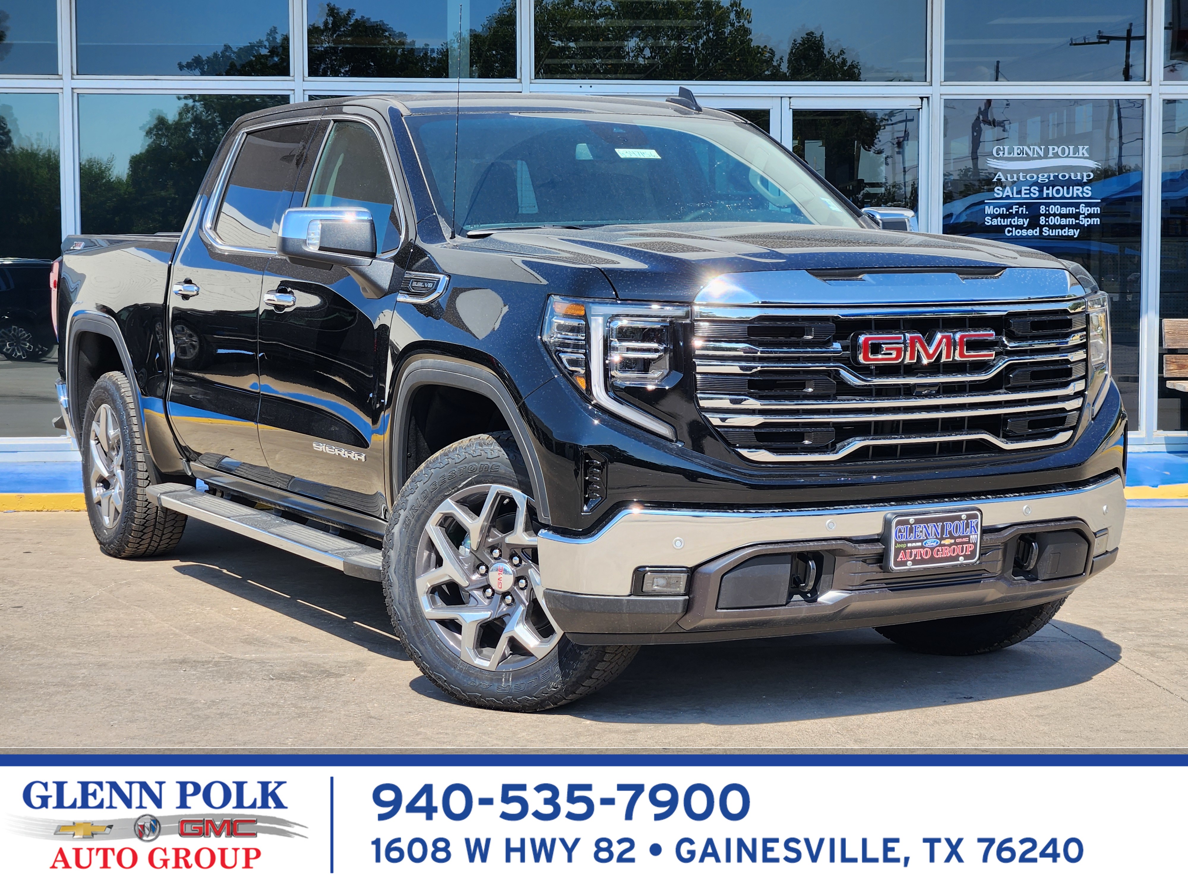 2024 GMC Sierra 1500 SLT 1