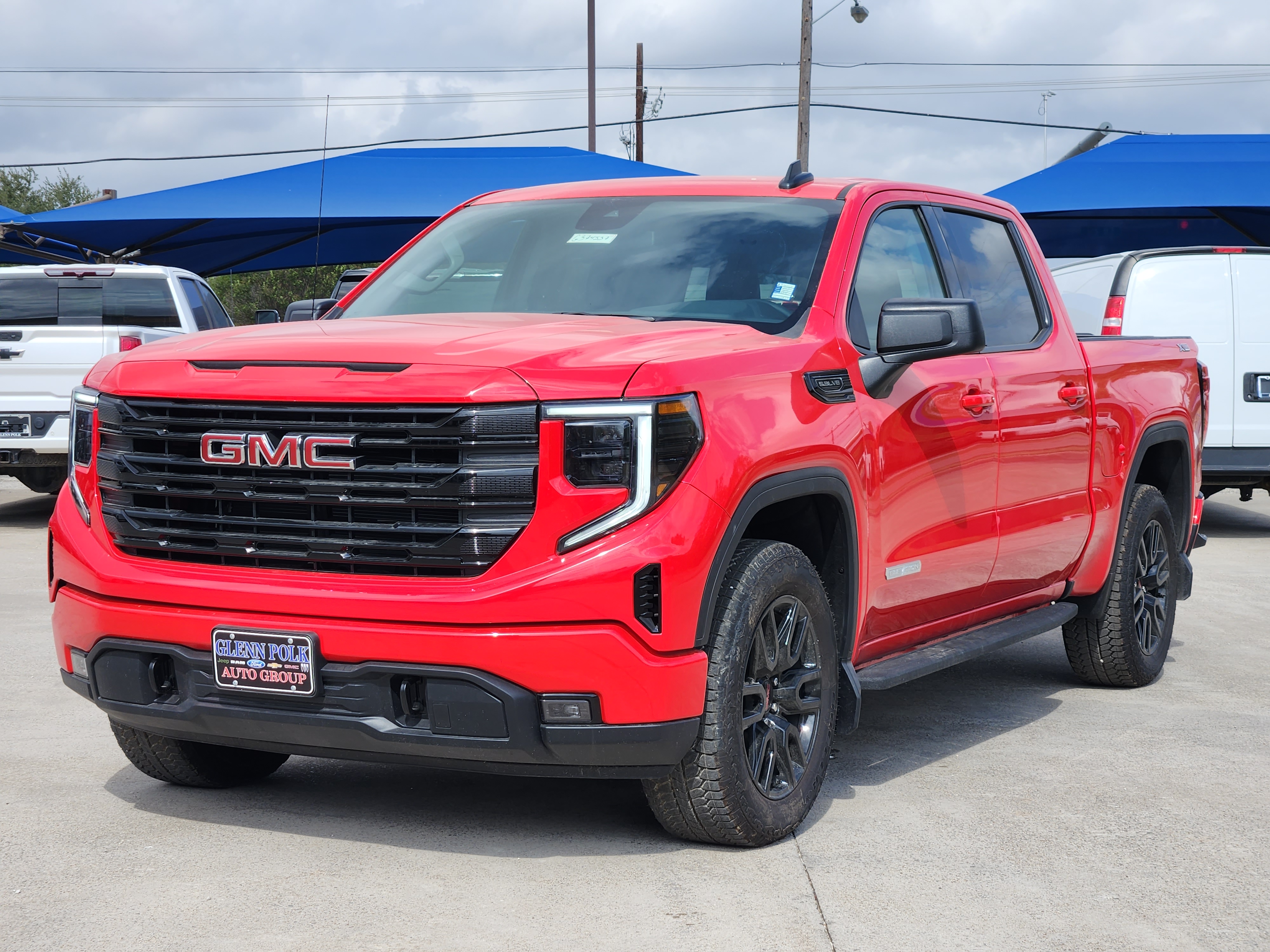 2024 GMC Sierra 1500 Elevation 2