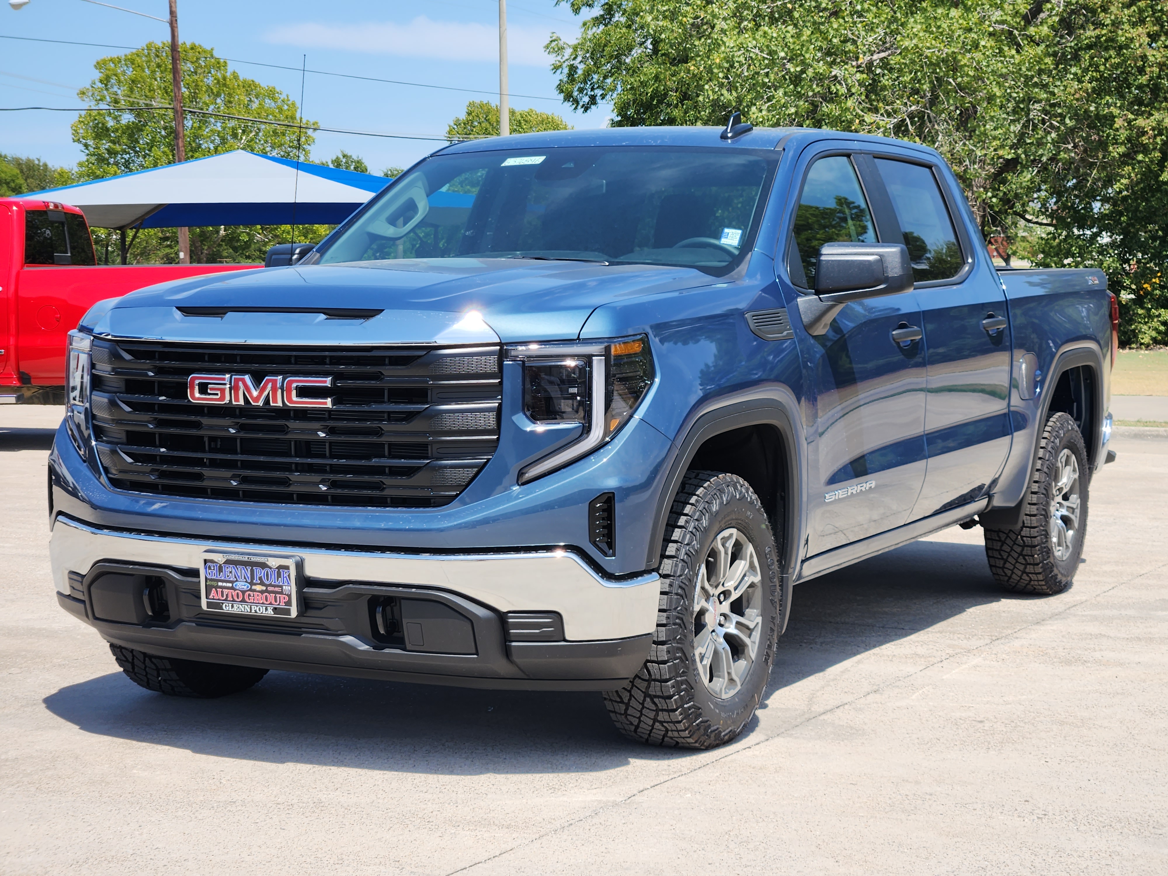 2024 GMC Sierra 1500 Pro 2