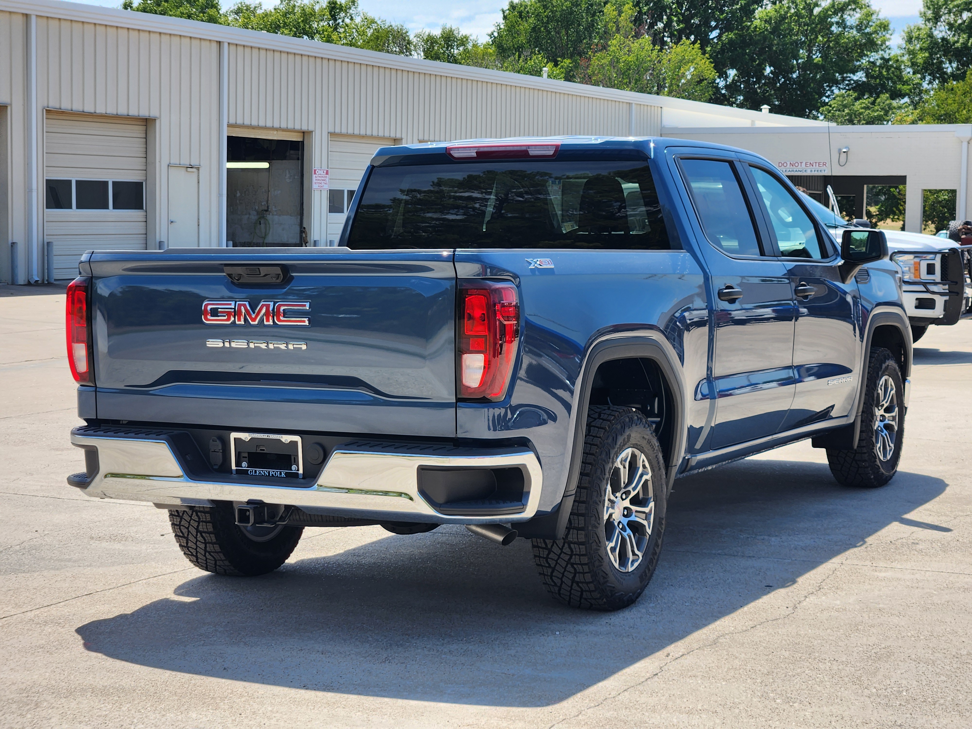 2024 GMC Sierra 1500 Pro 5