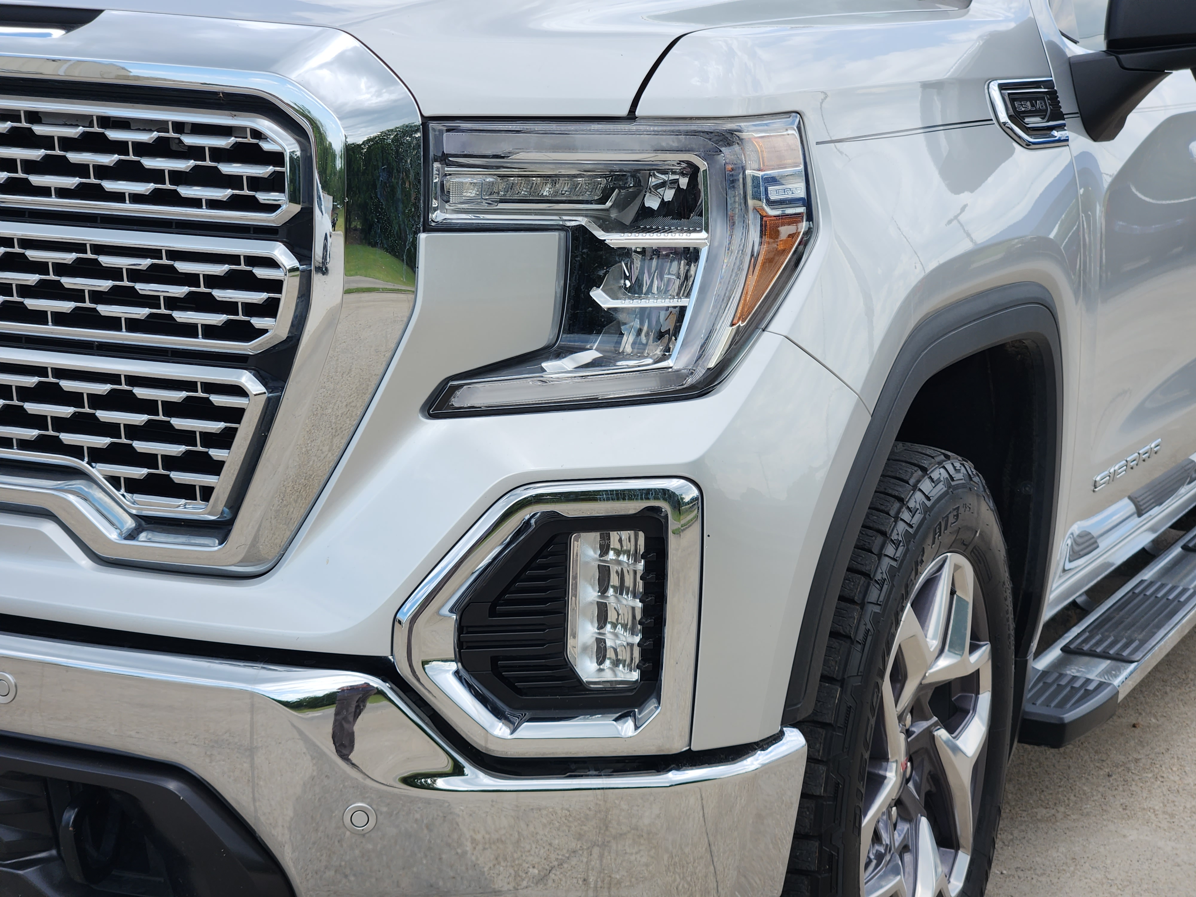 2020 GMC Sierra 1500 SLT 9