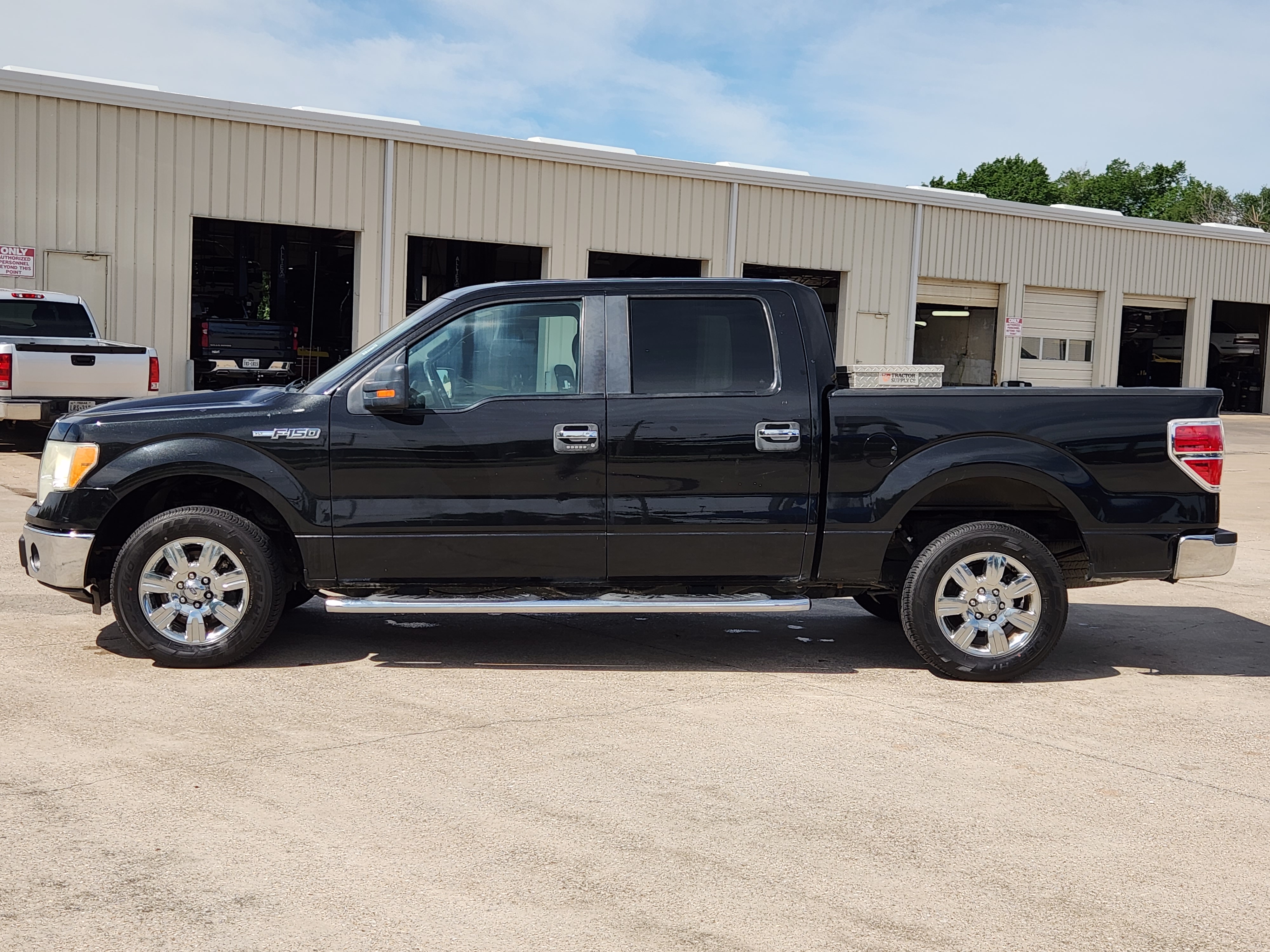 2011 Ford F-150  5