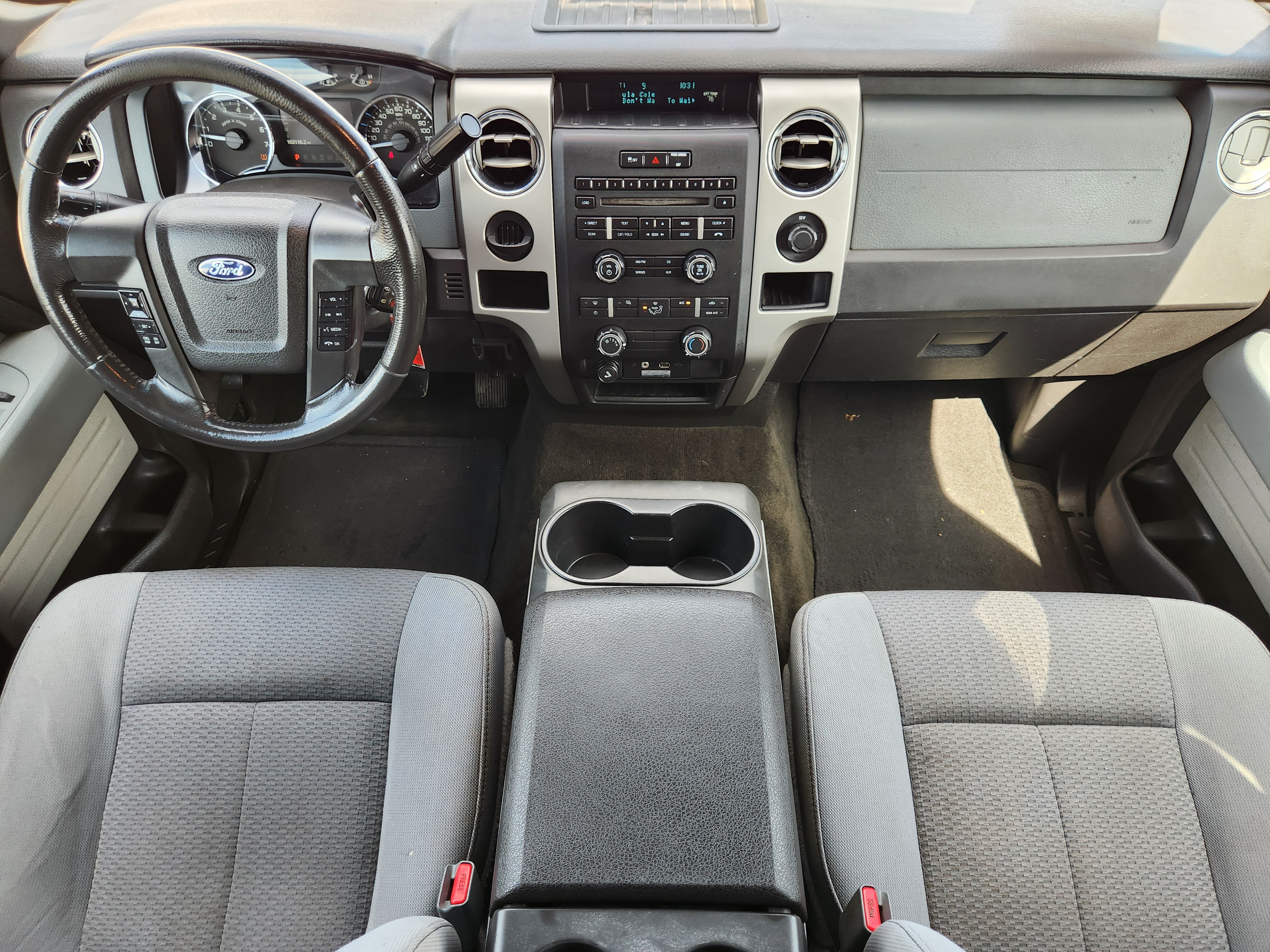 2011 Ford F-150  25