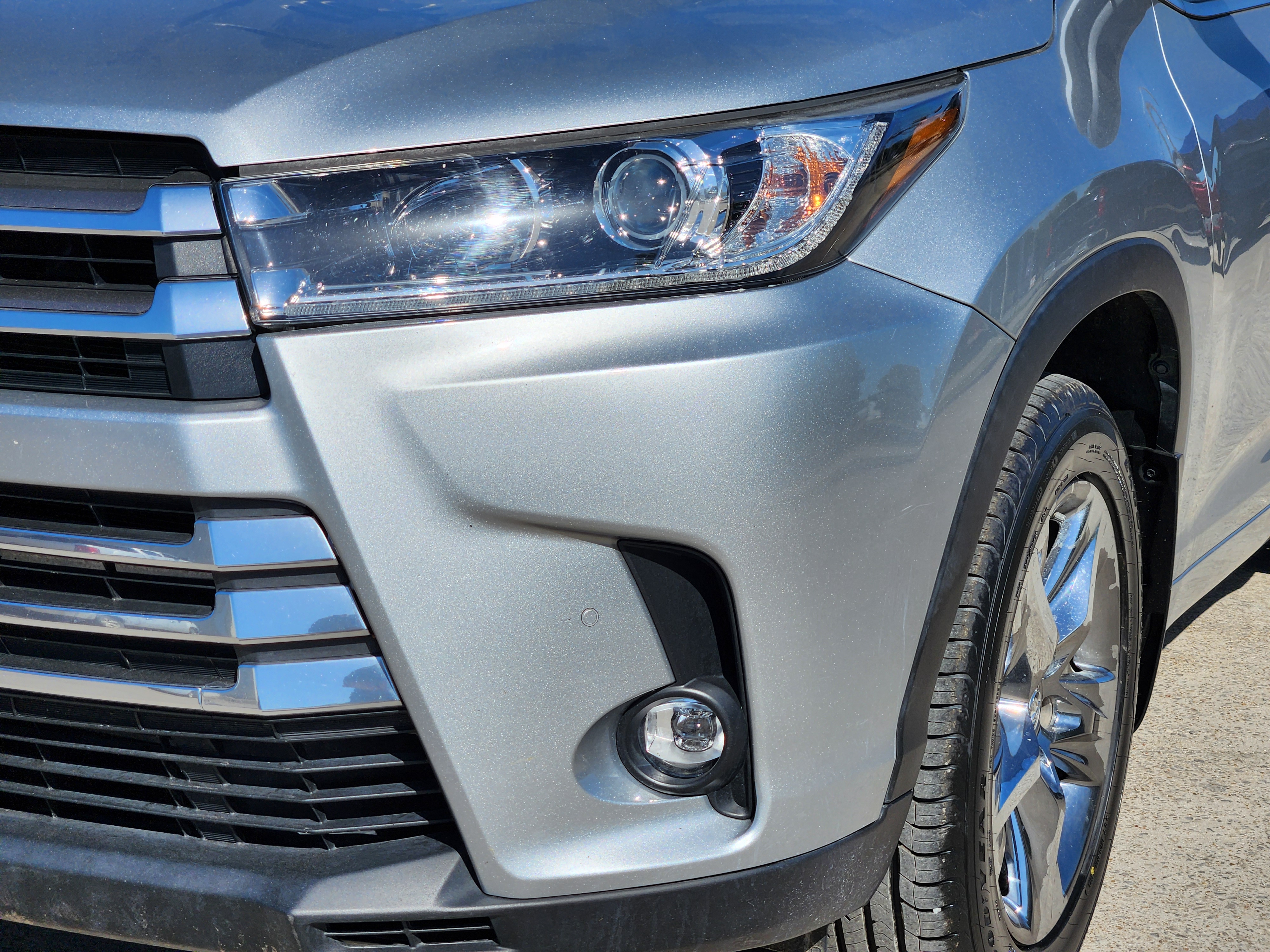 2019 Toyota Highlander Limited Platinum 10