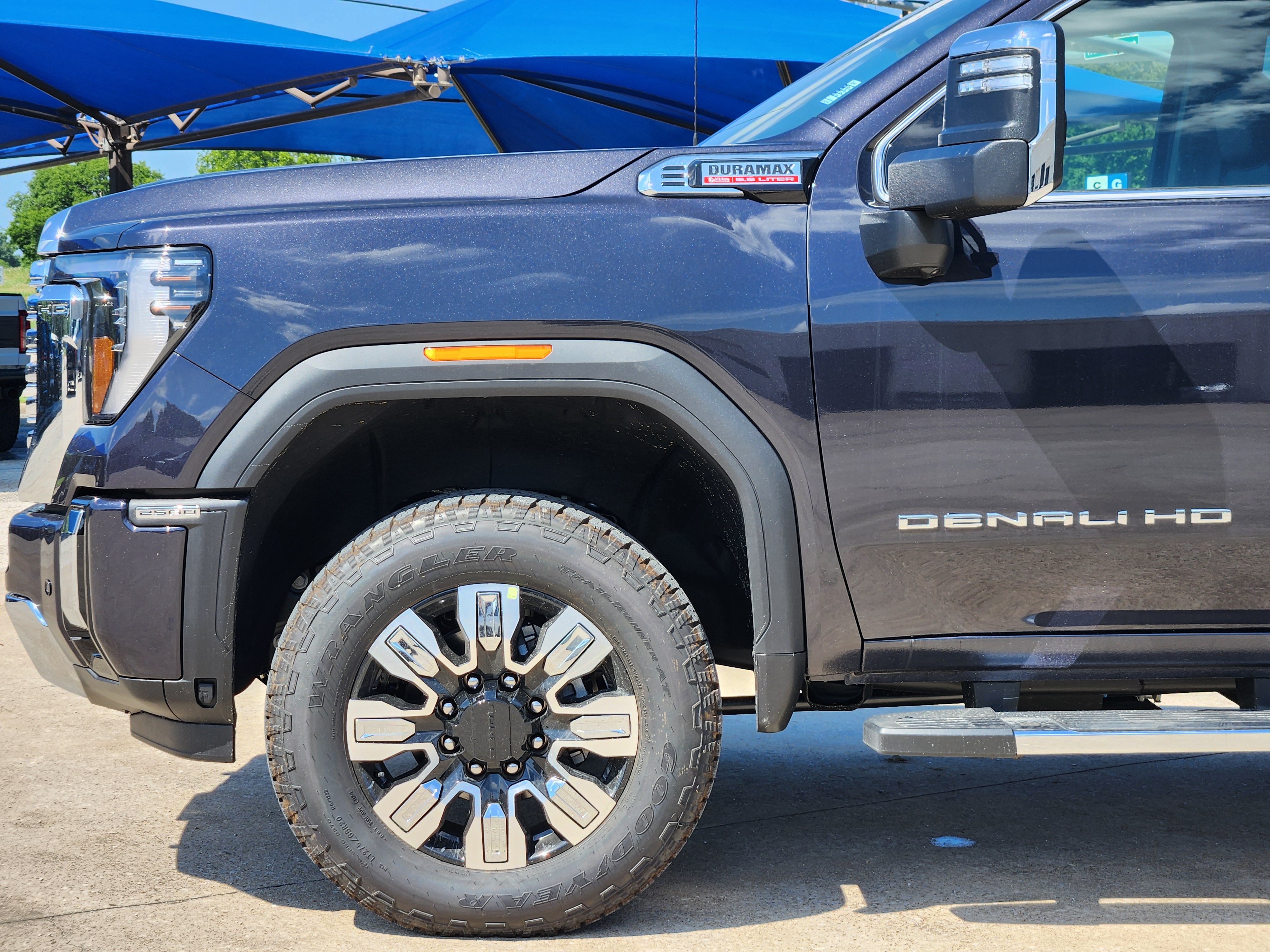 2024 GMC Sierra 2500HD Denali 6