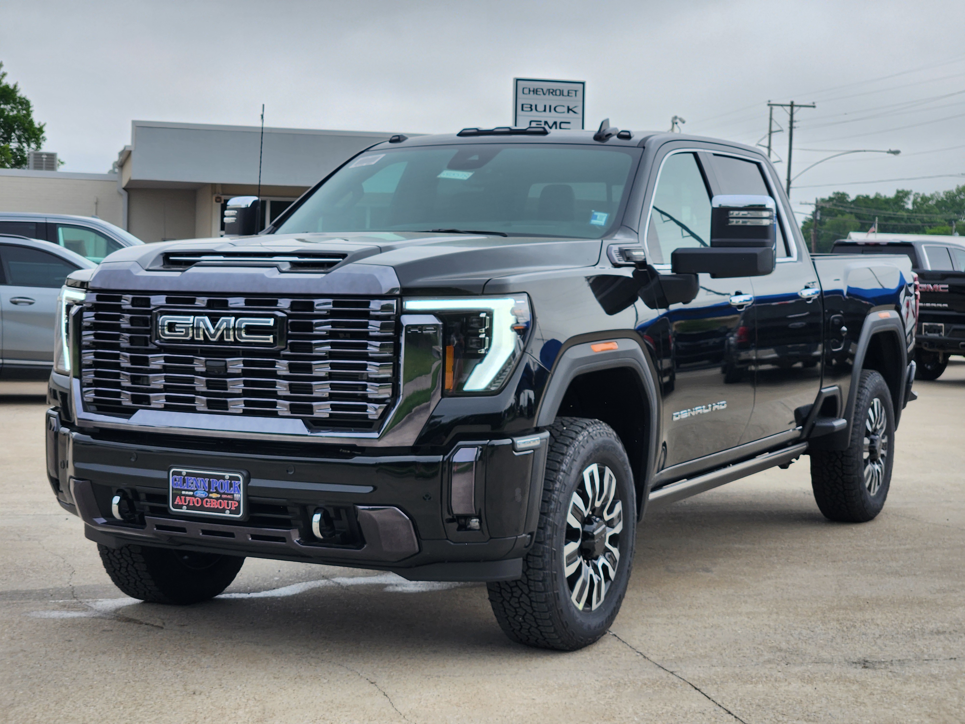 2024 GMC Sierra 2500HD Denali Ultimate 2