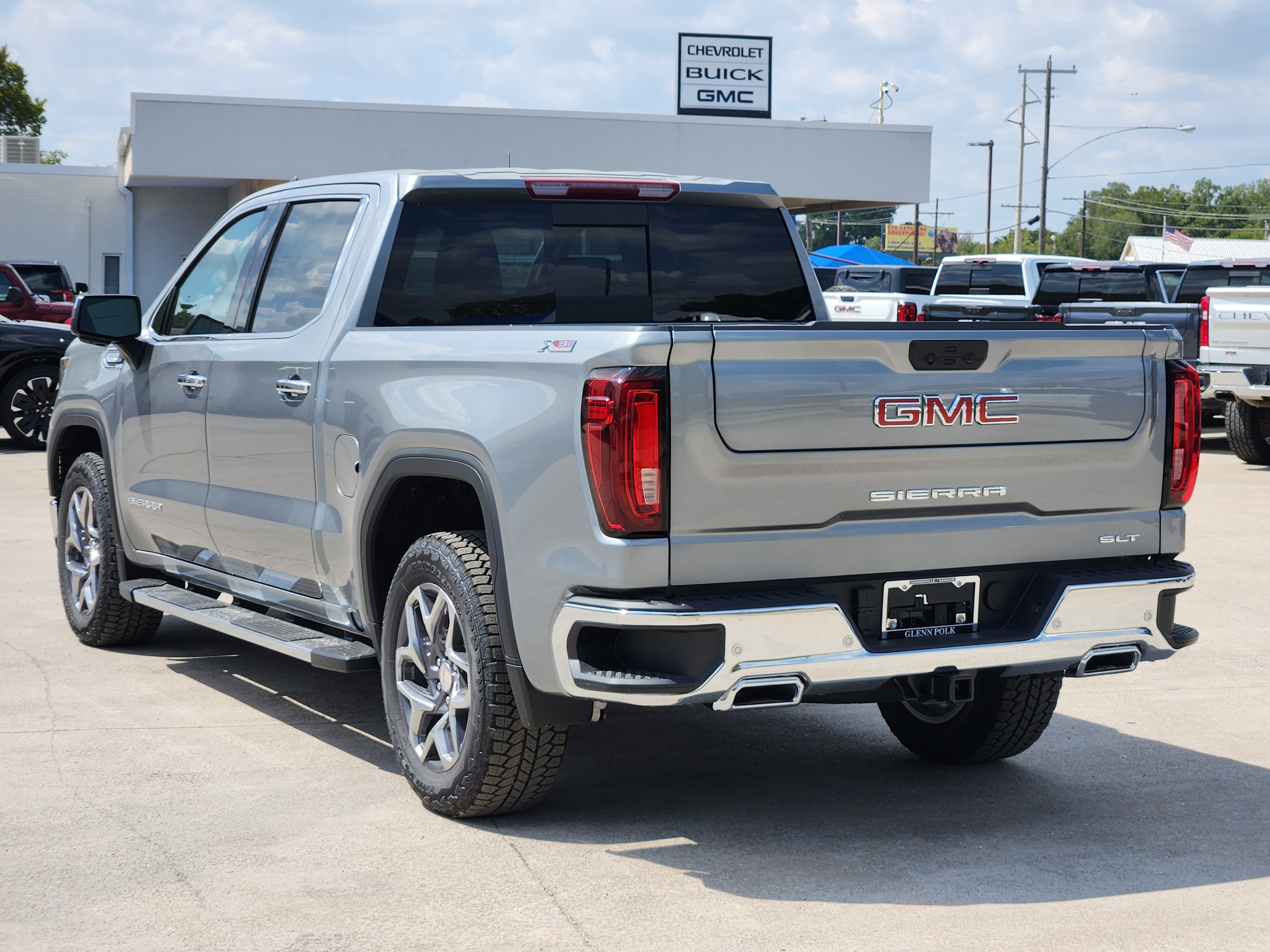 2024 GMC Sierra 1500 SLT 4