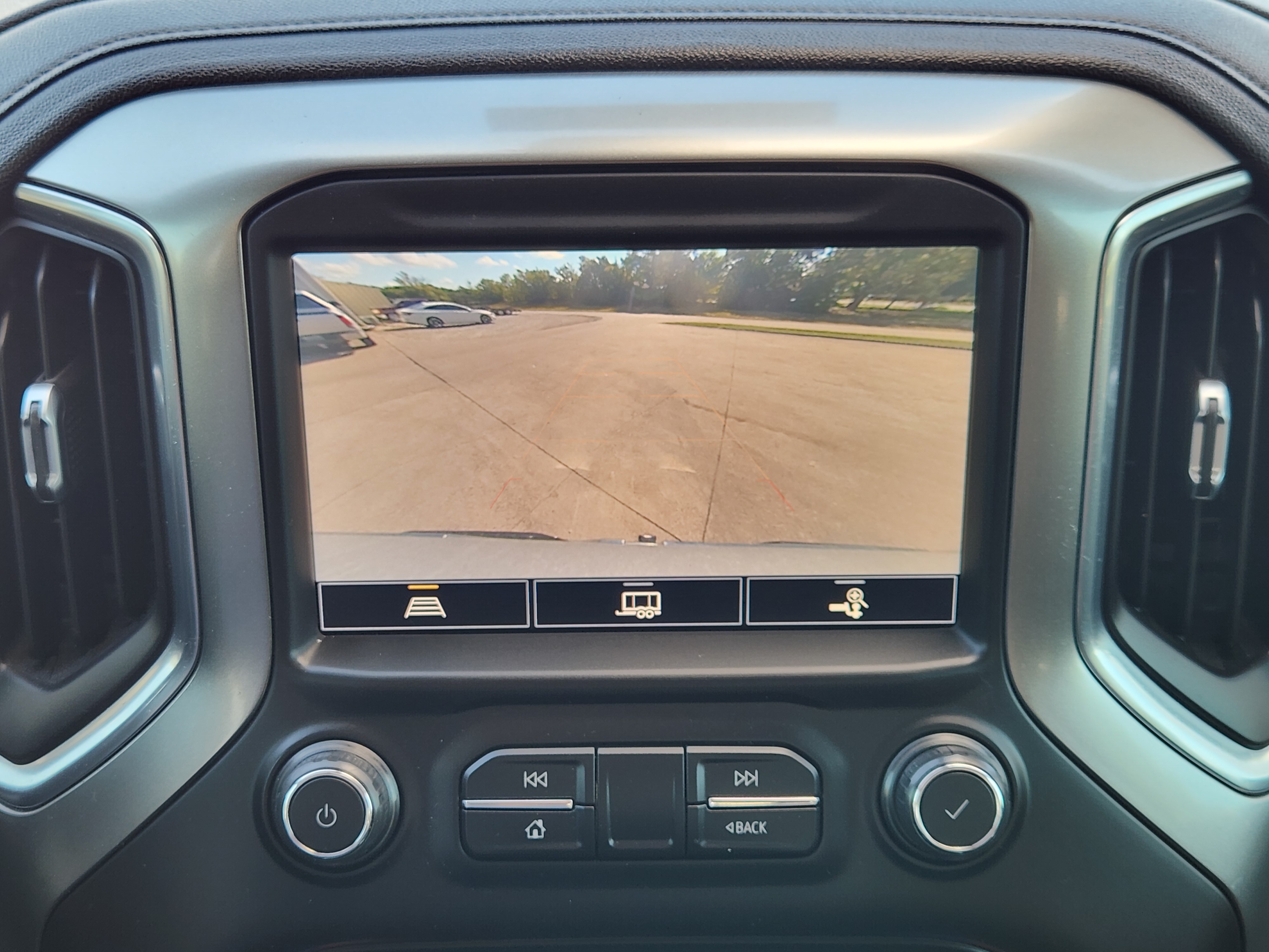 2021 Chevrolet Silverado 1500 LTZ 19