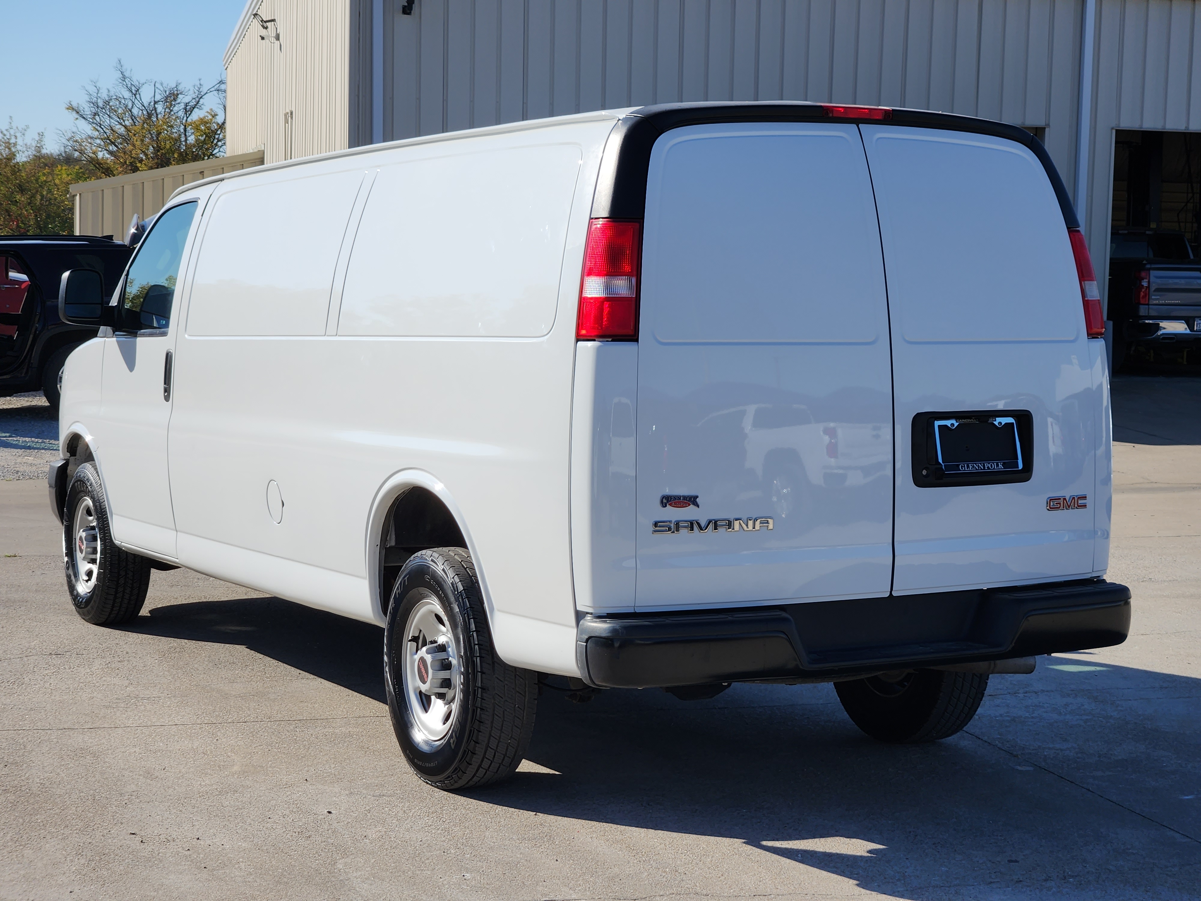 2023 GMC Savana 2500 Work Van 6