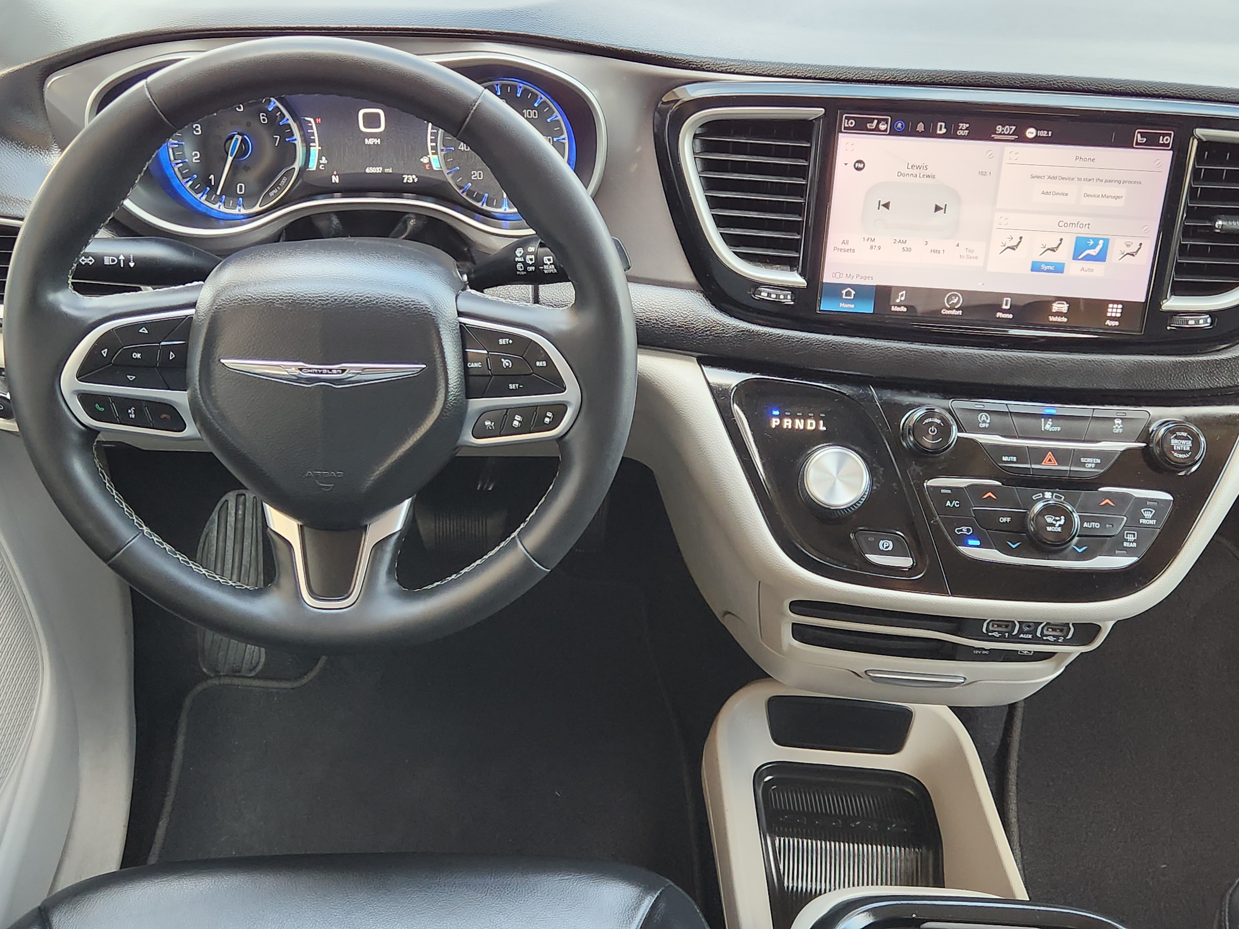 2022 Chrysler Pacifica Touring L 27