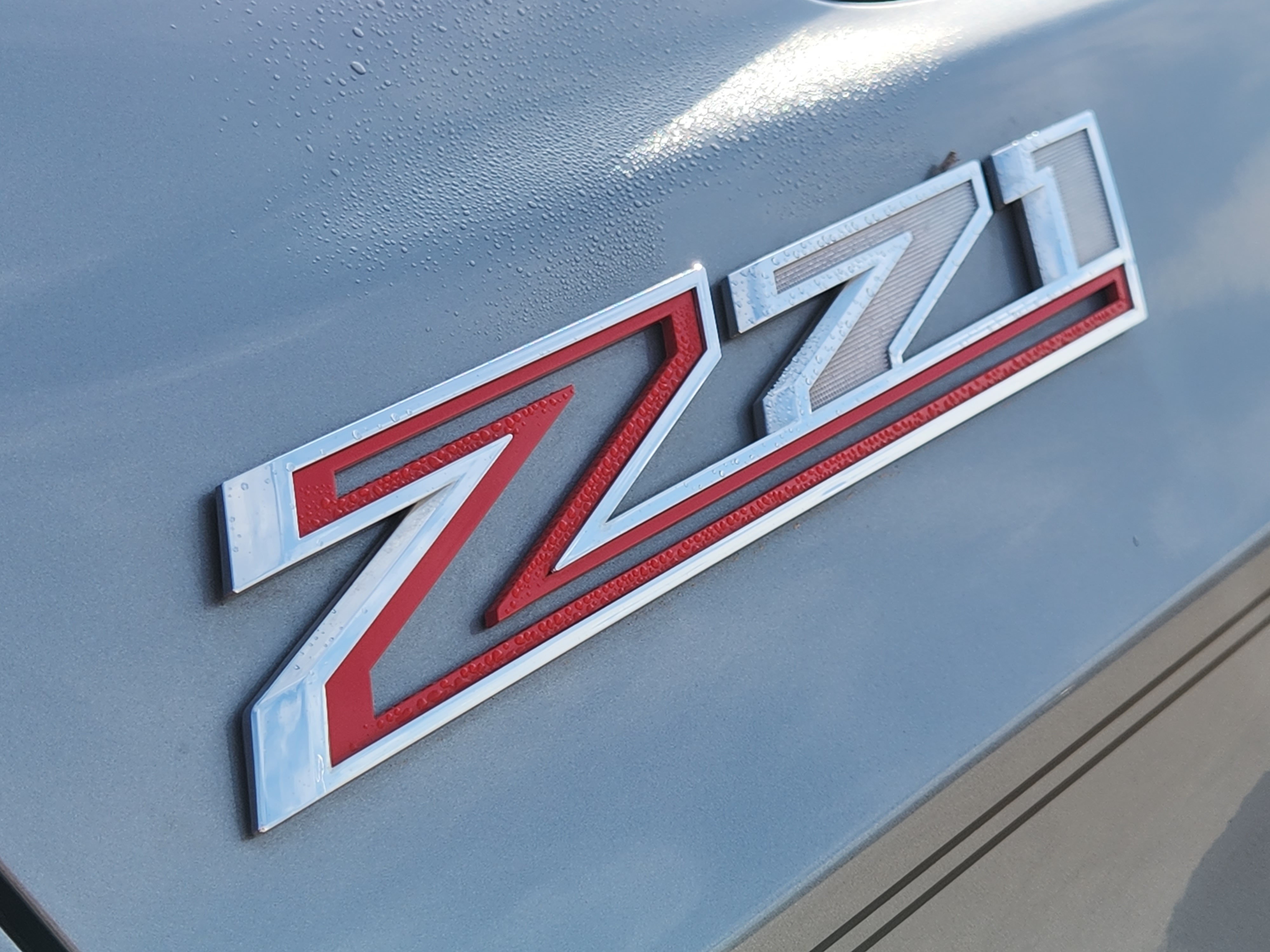 2023 Chevrolet Suburban Z71 13