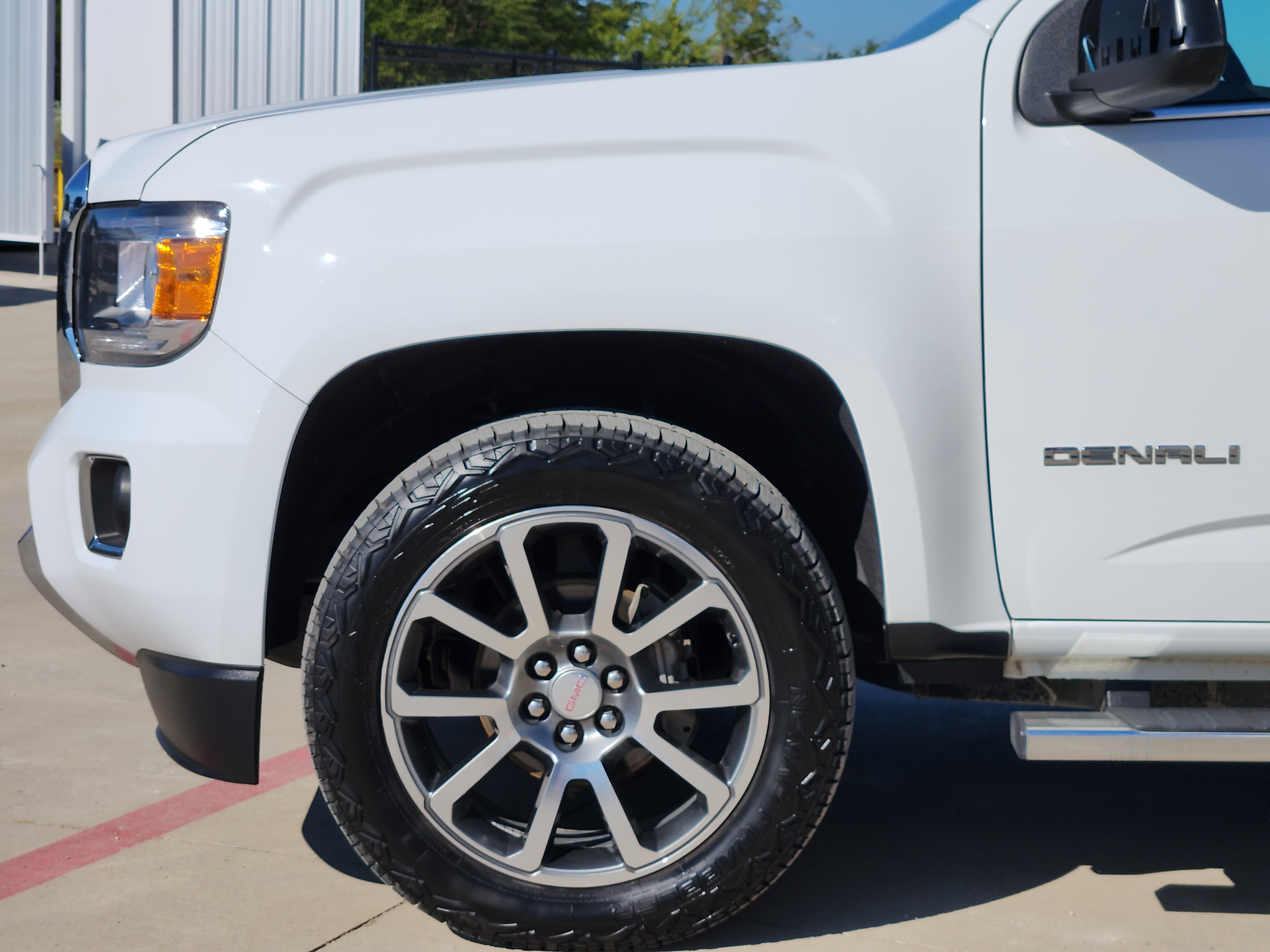 2019 GMC Canyon Denali 9