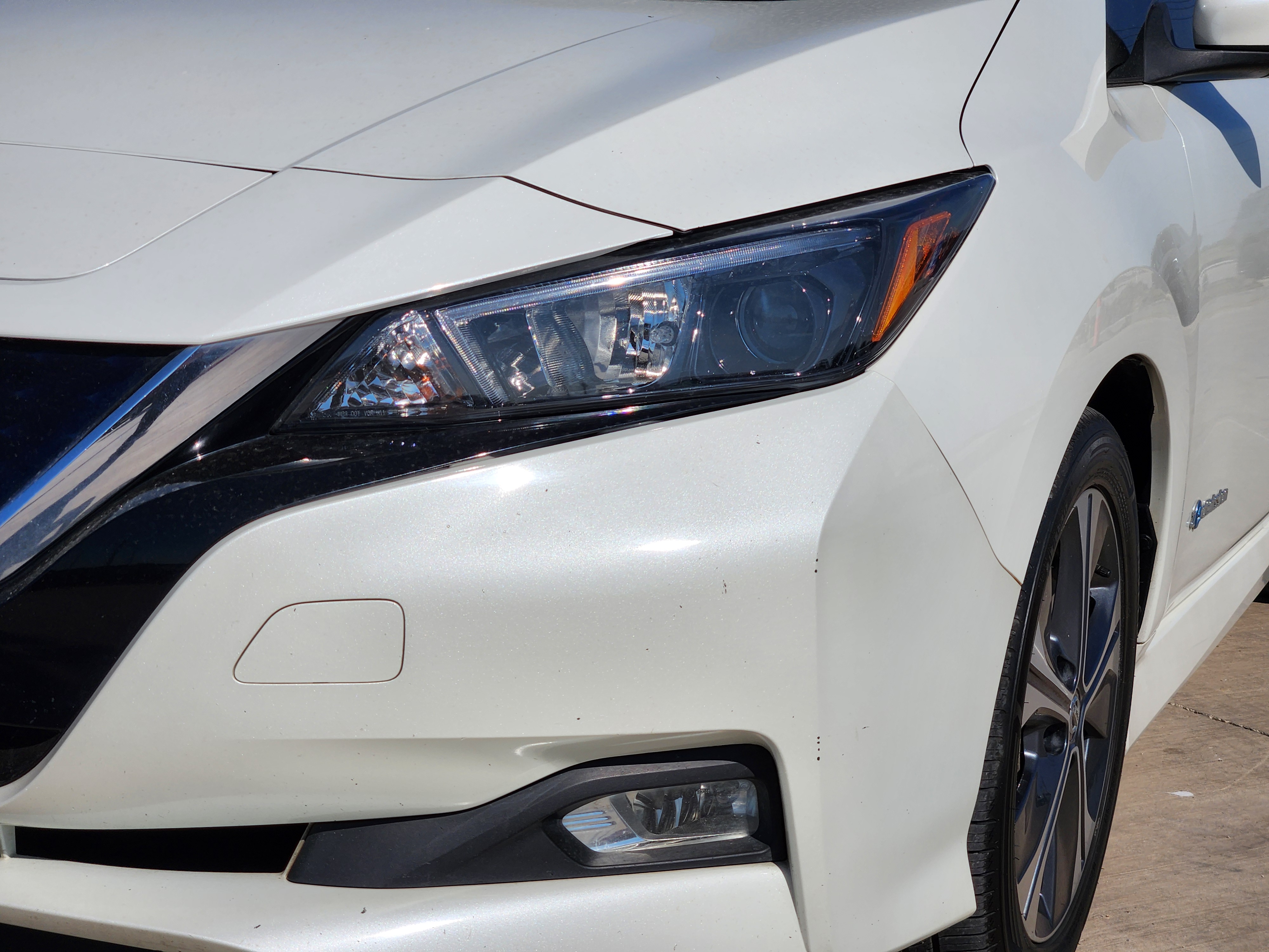 2019 Nissan Leaf SV 10