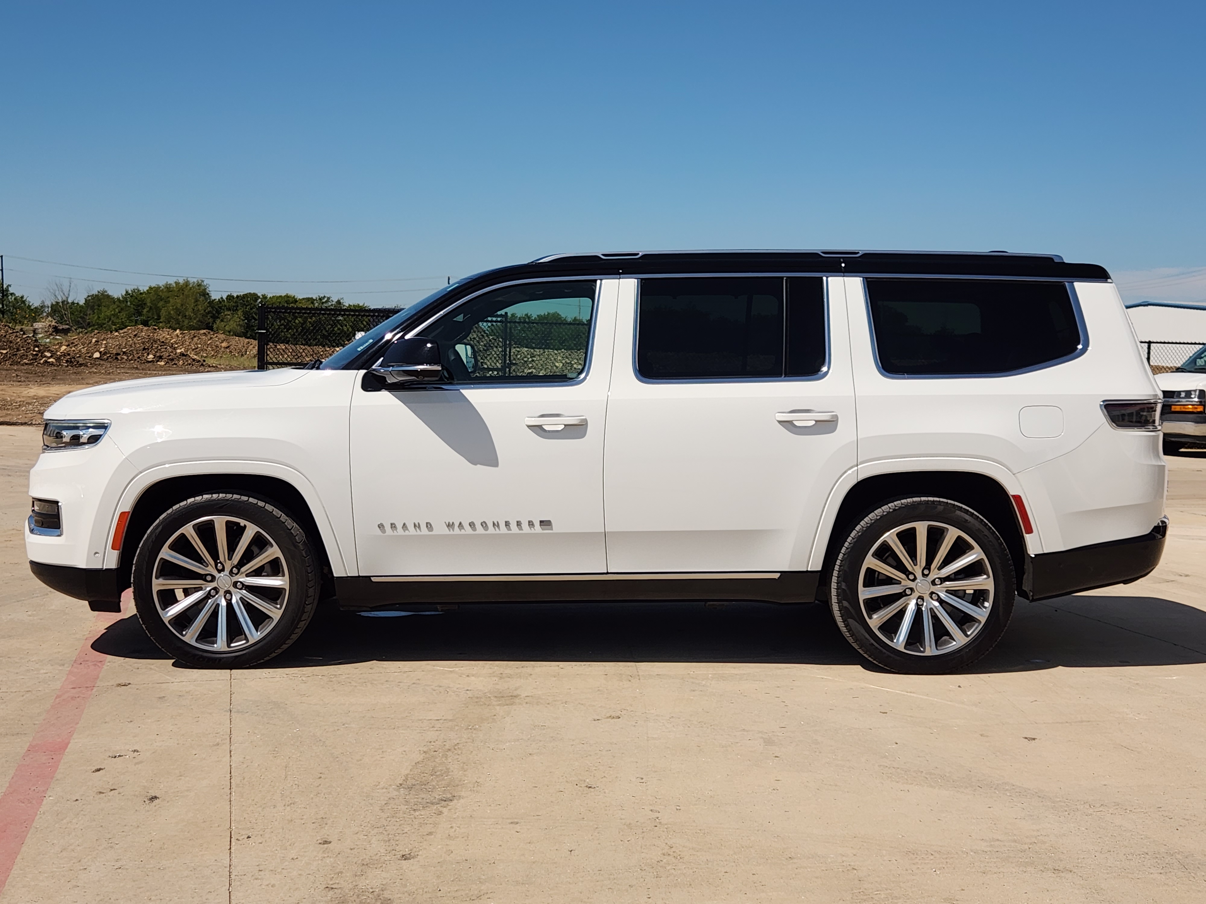 2023 Jeep Grand Wagoneer Series II 5