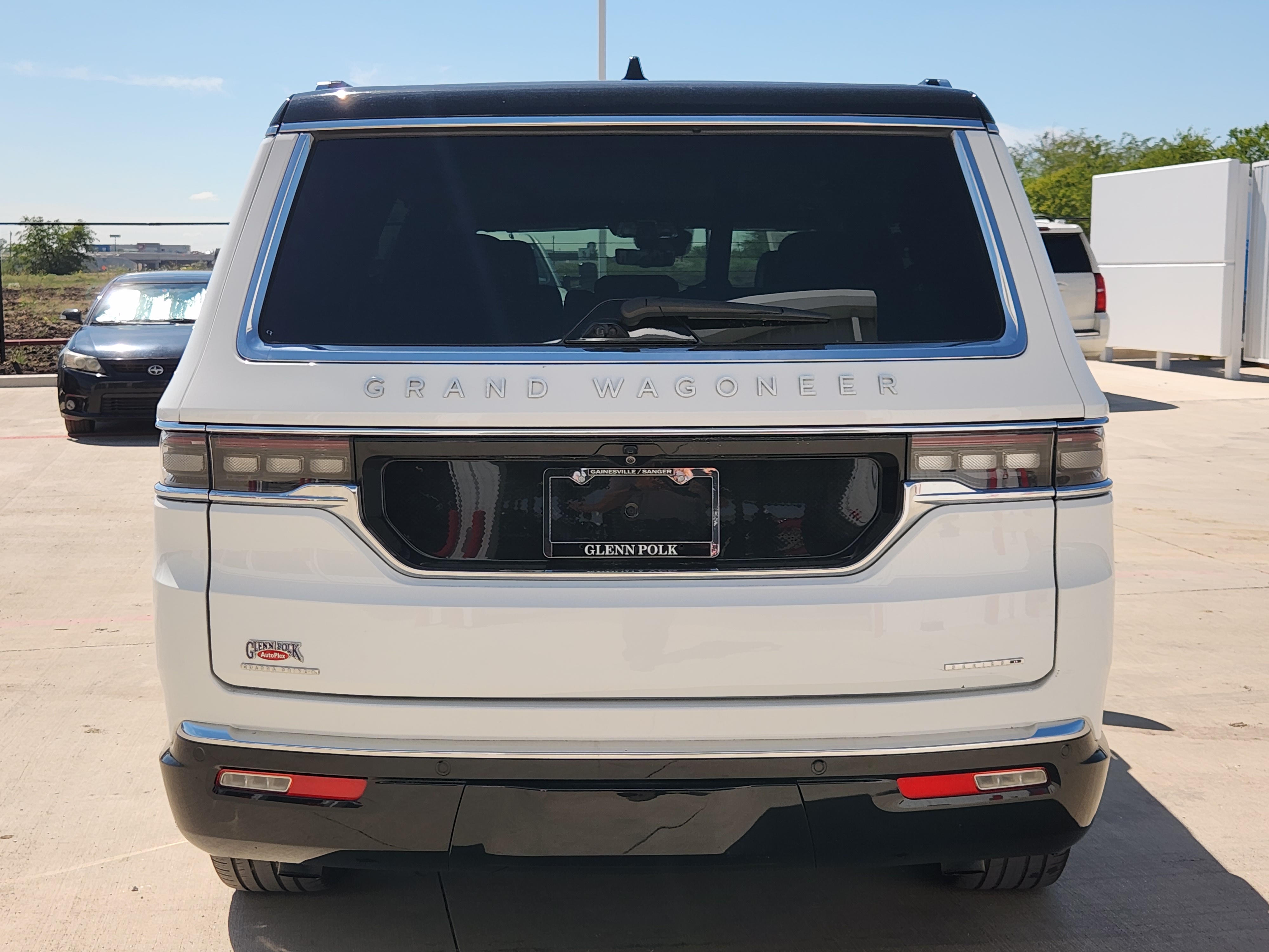 2023 Jeep Grand Wagoneer Series II 7