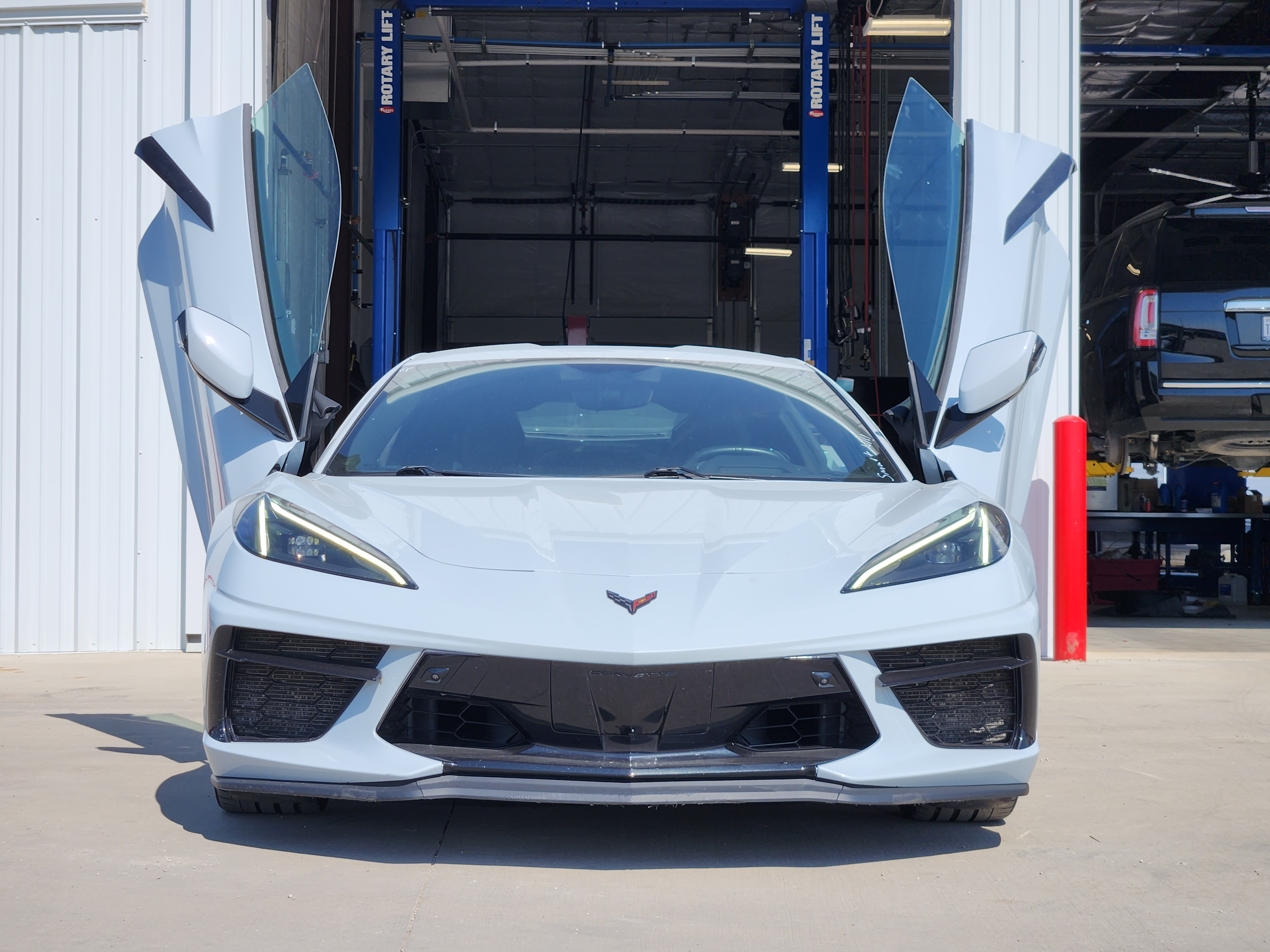 2020 Chevrolet Corvette Stingray 2