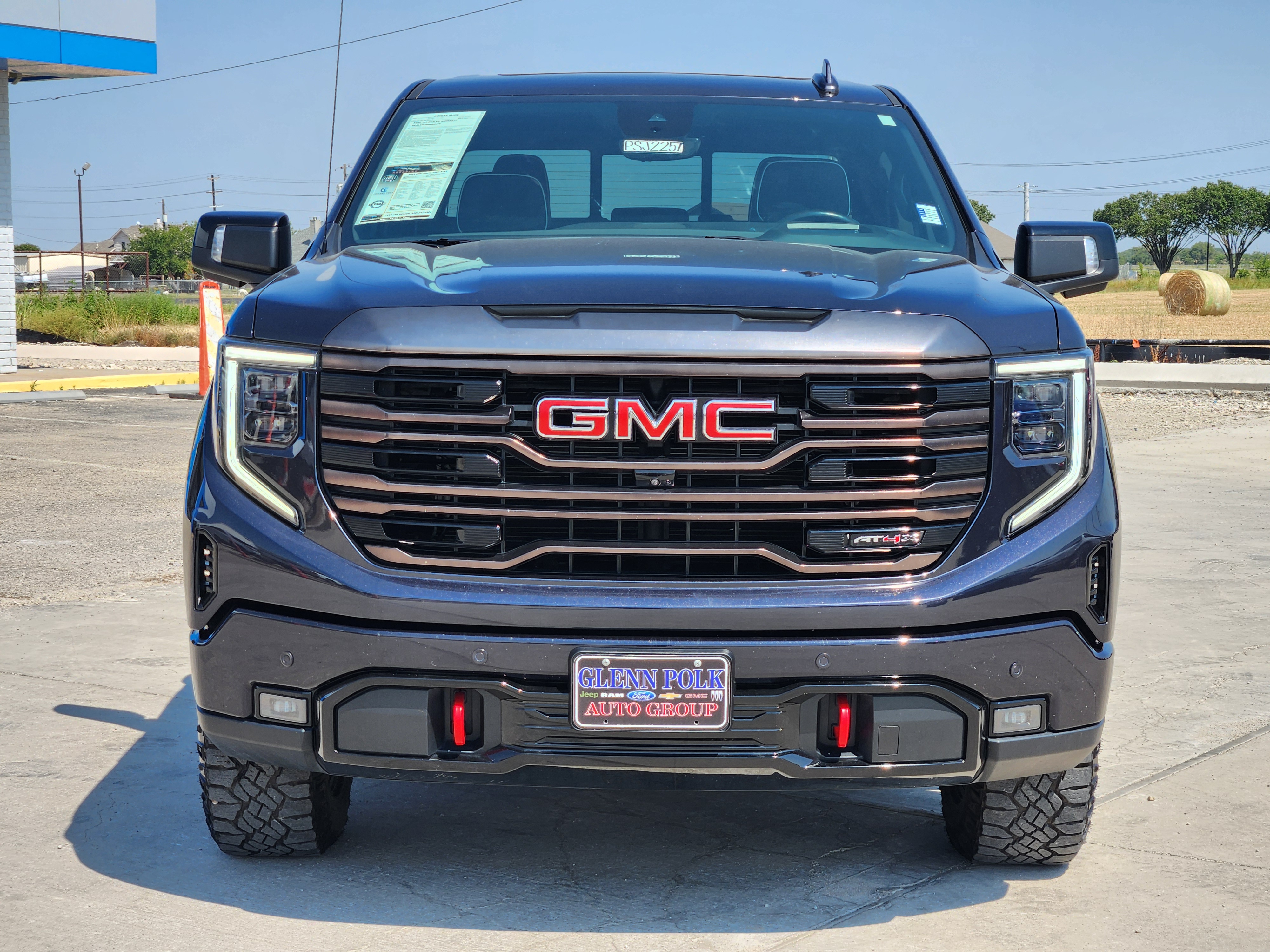 2023 GMC Sierra 1500 AT4X 2