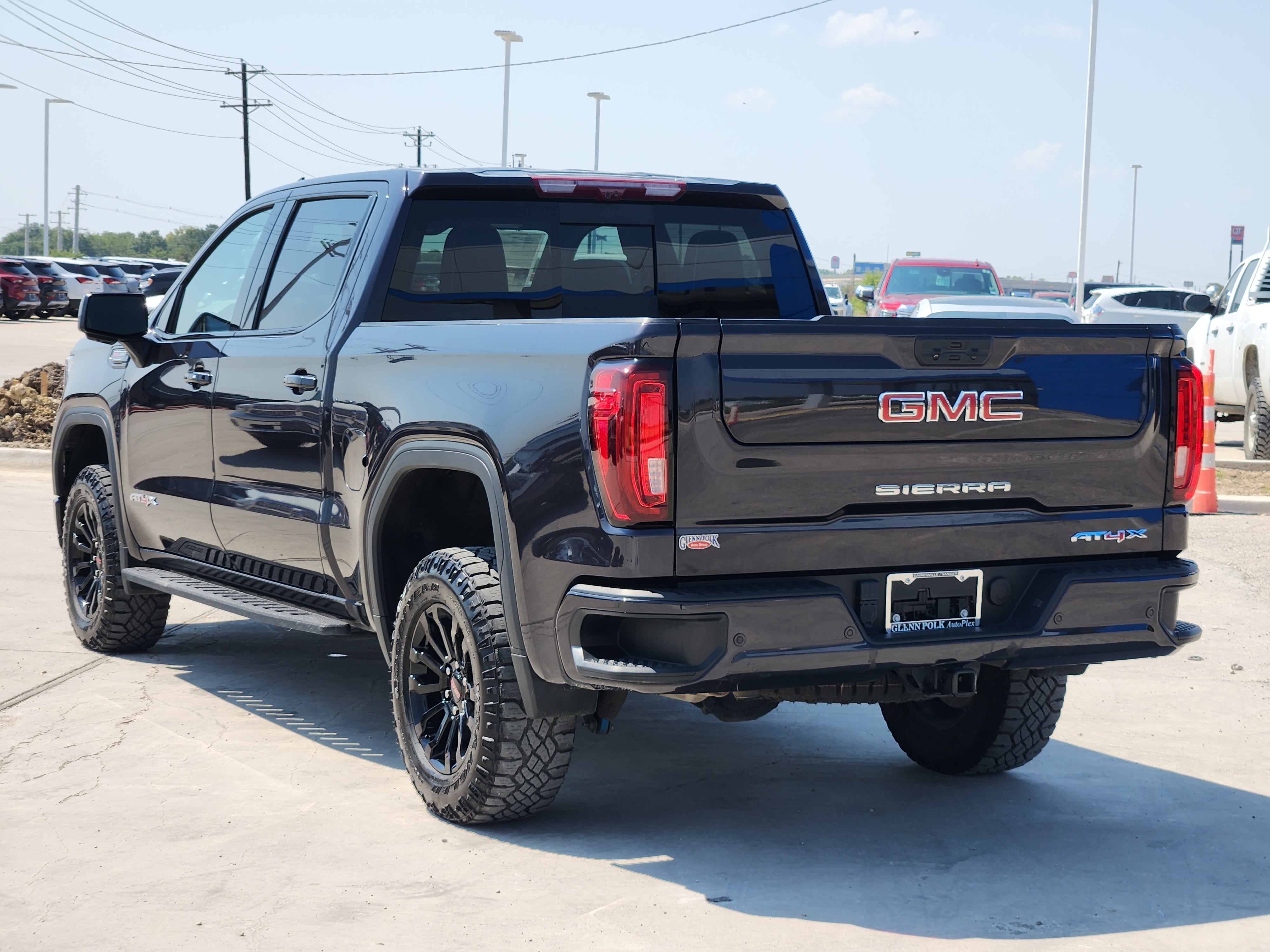 2023 GMC Sierra 1500 AT4X 6