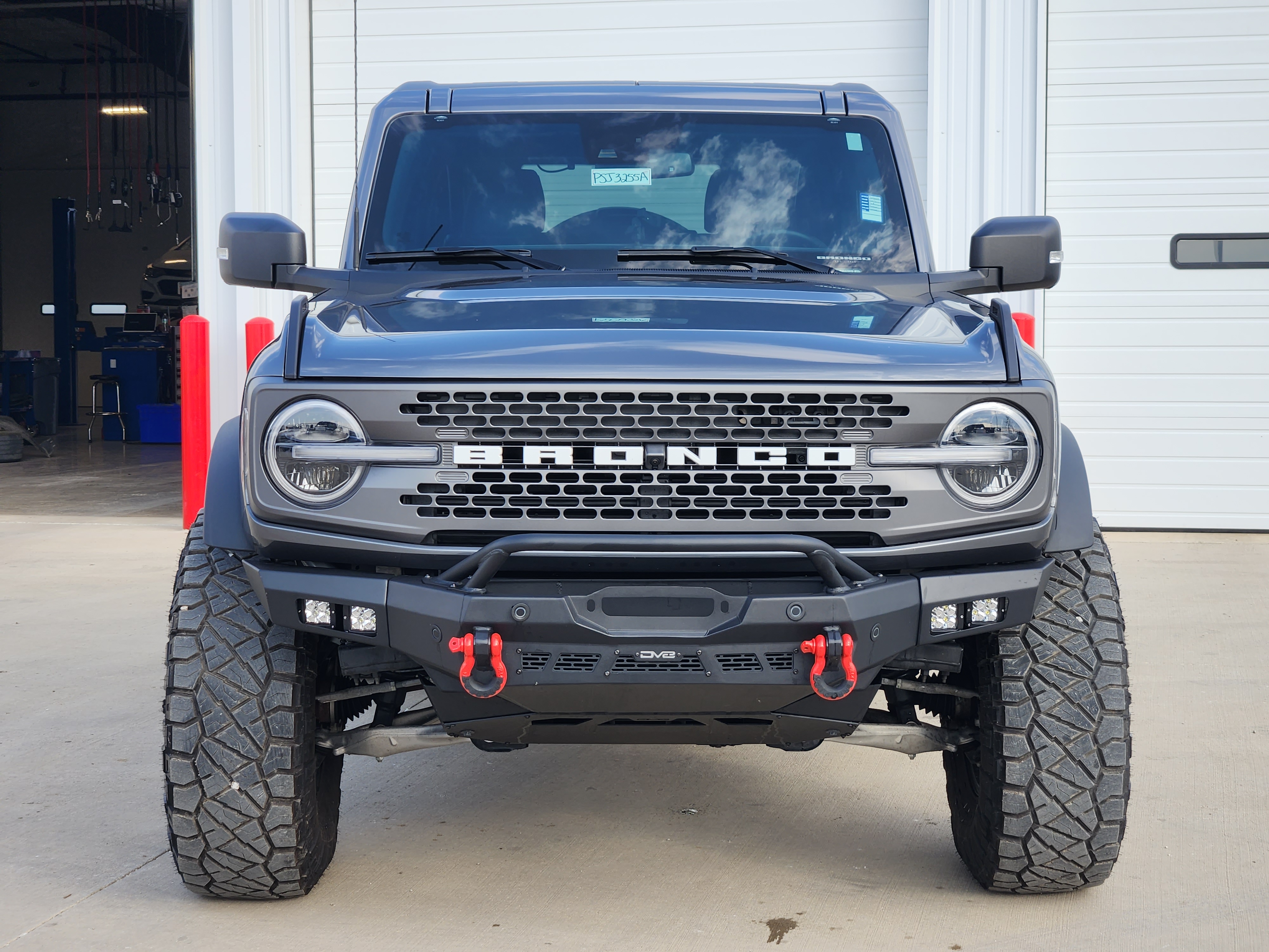 2023 Ford Bronco Badlands 2